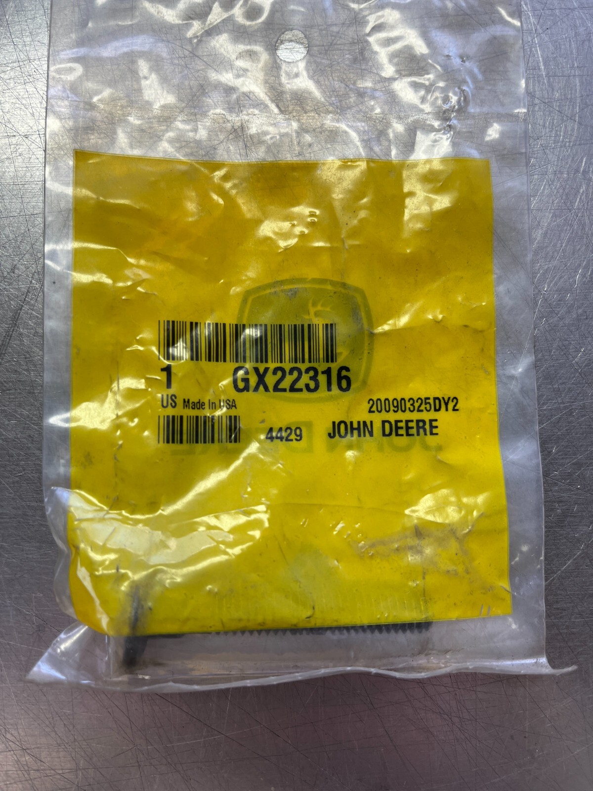 GX22316   Genuine OEM  John Deere  BOLT