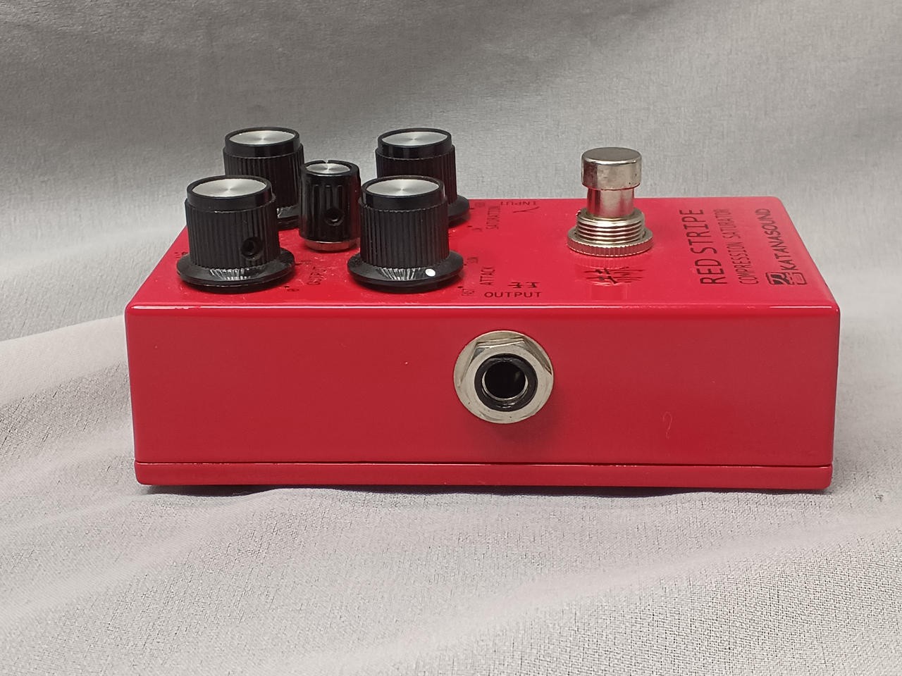 KATANASOUND / RED STRIPE (NO260415)