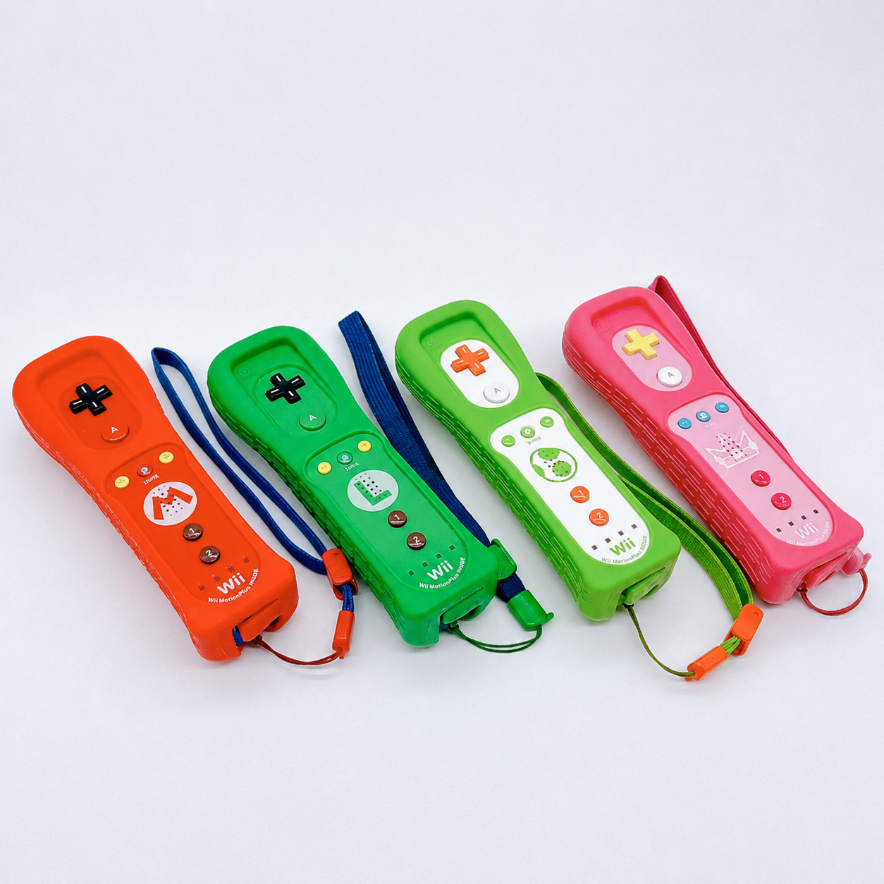 Nintendo Wii Remote Controller Motion Plus Mario Luigi Yoshi Peach Set of 4 JP