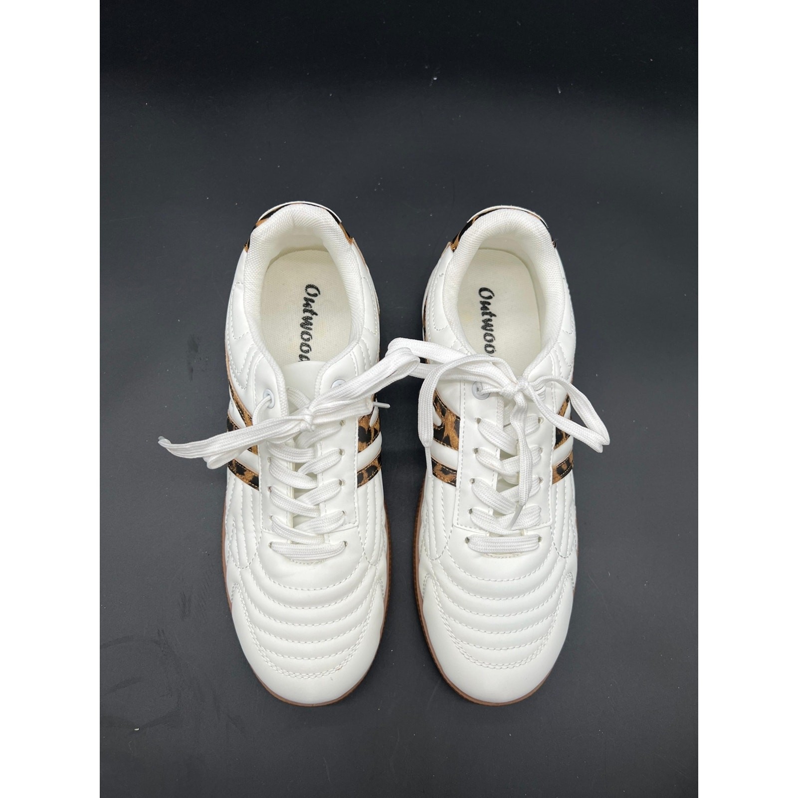 Ontwood White Leopard Print Samba Style Sneakers Size 10