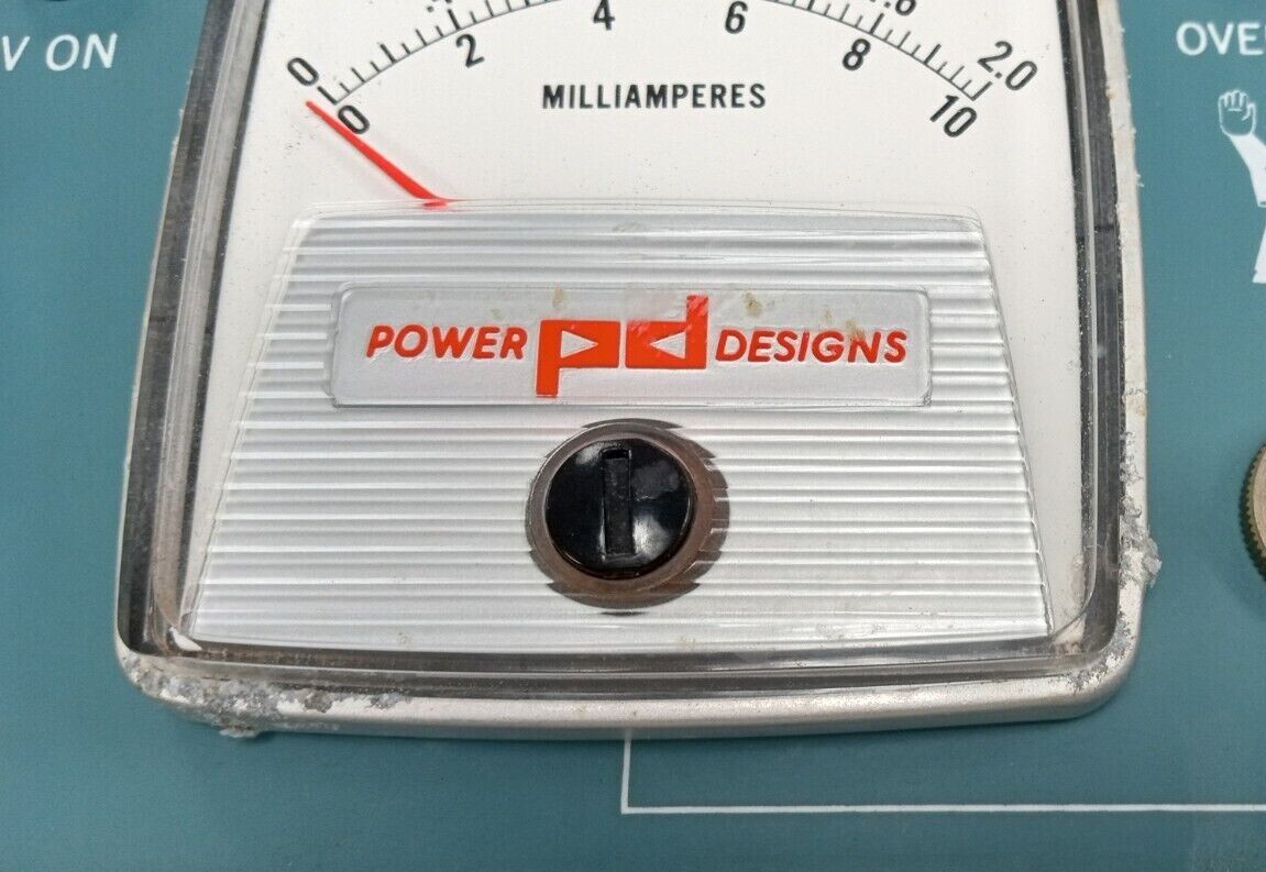Canberra High Voltage Regulate DC Power Supply Model 3000, C1, 1-2000V 10 MA