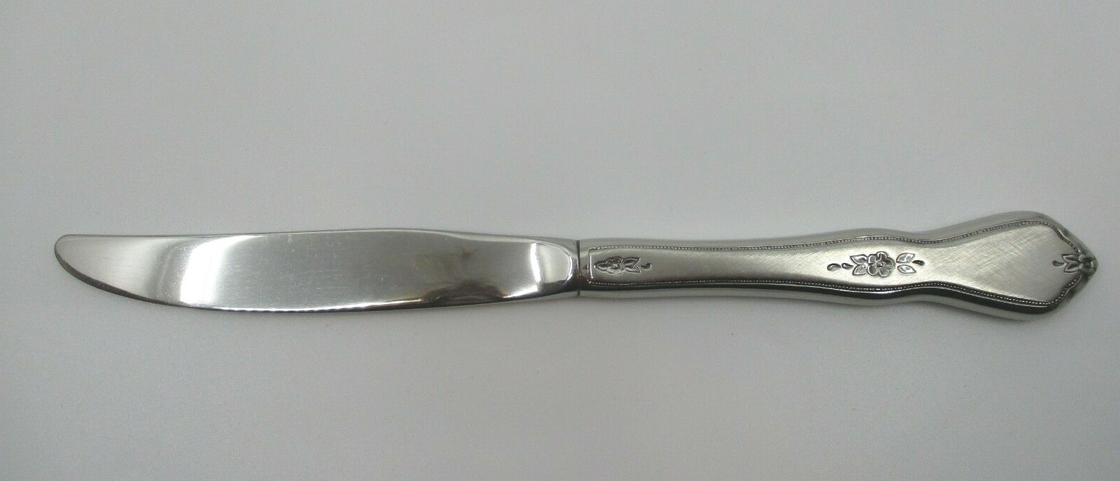 ONEIDA STAINLESS MORNING BLOSSOM DINNER KNIFE  - 9" - 02Q
