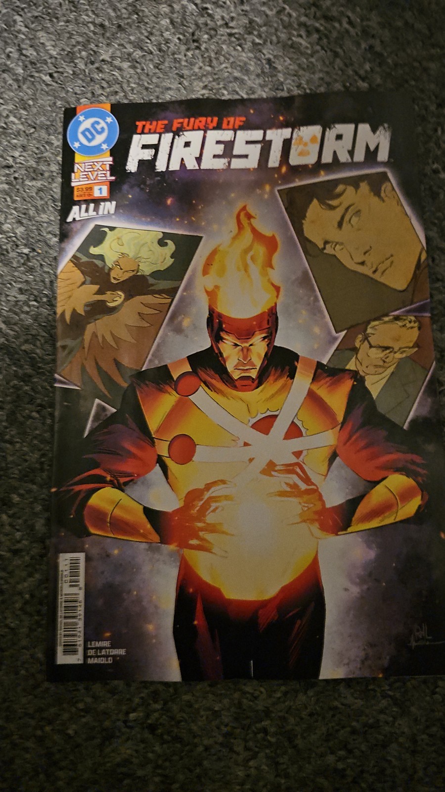 Fury Of Firestorm #1 (Of 6) Cover A Rafael De Latorre. NM