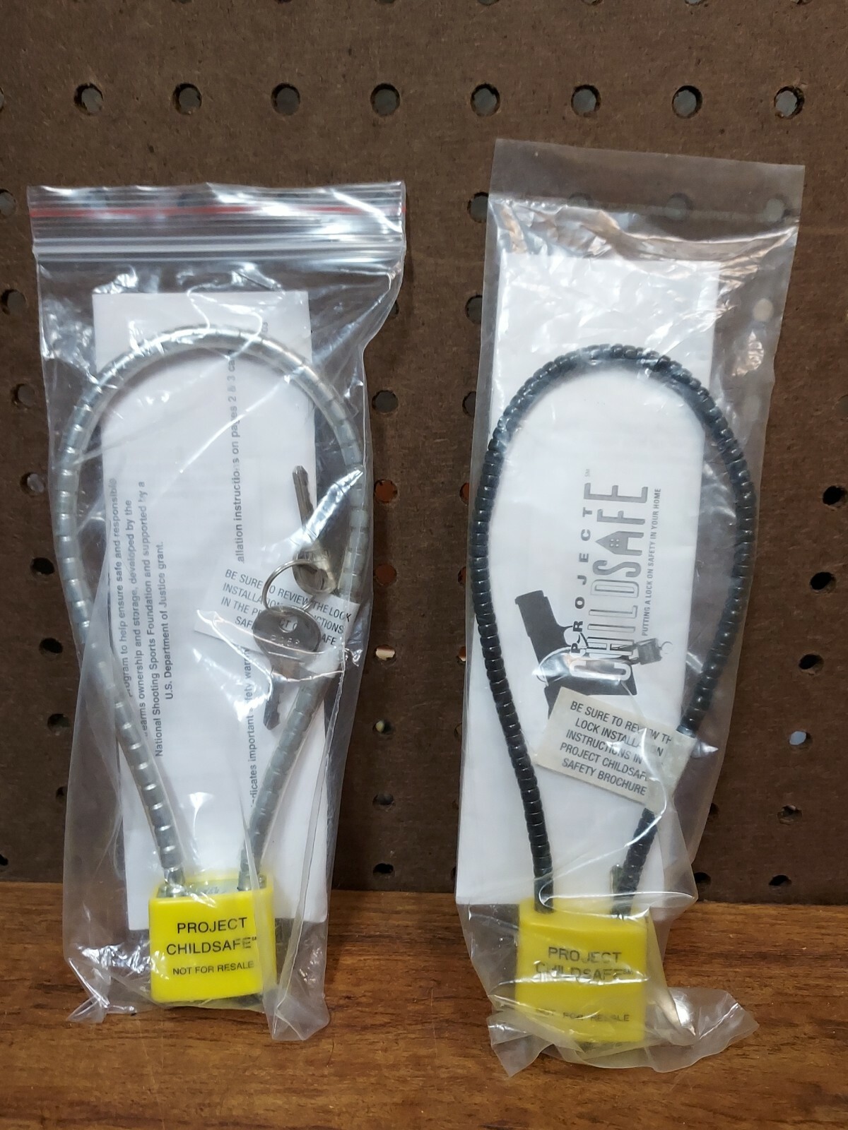 2 Gun Cable Locks