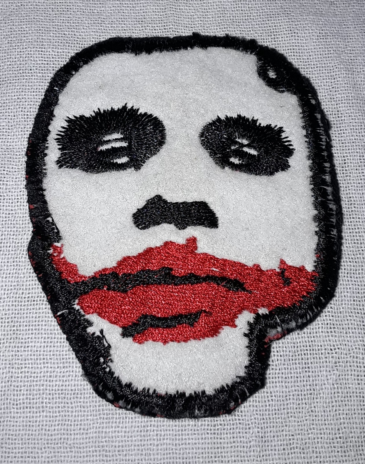 JOKER FACE BATMAN EMBROIDERED PATCH