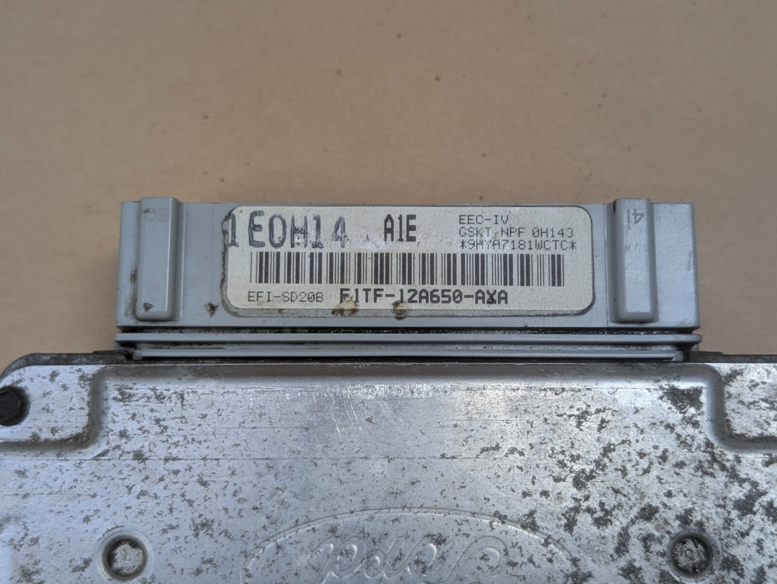 1991 FORD E150 VAN Engine ECM ECU Control Module 5.0L F1TF-12A650-AXA A1E