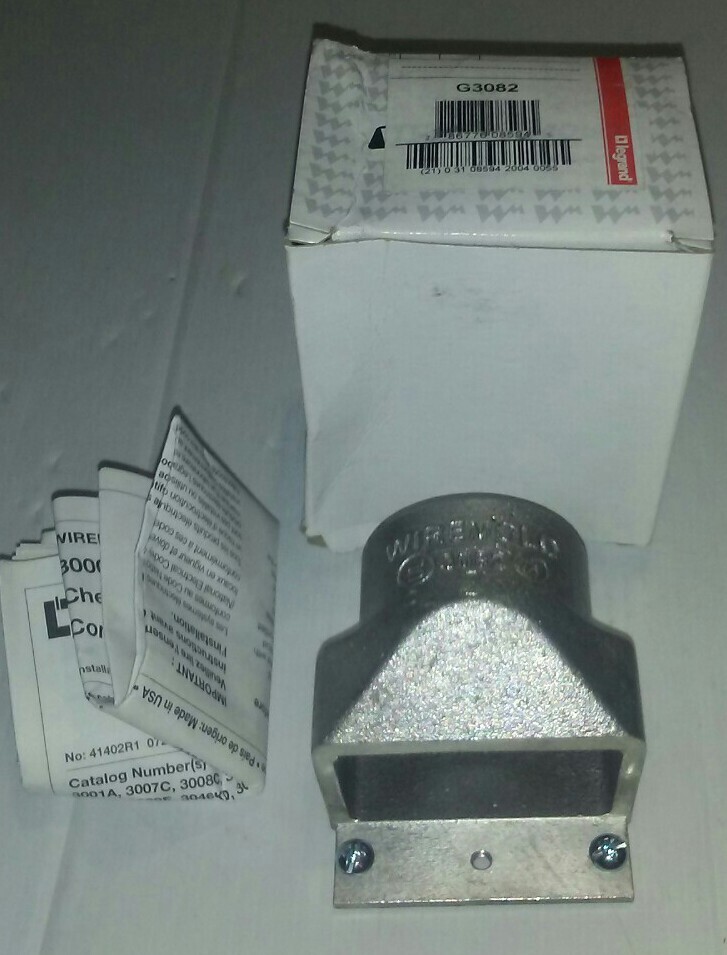 WIREMOLD G3082, RACEWAY 3000 SERIES CONDUIT CONNECTOR, GENUINE, NEW, FREE SHIP