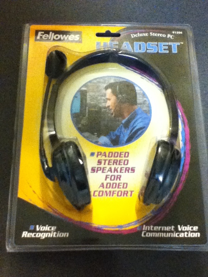 Fellowes Vintage Stereo PC Computer Headset - New Sealed