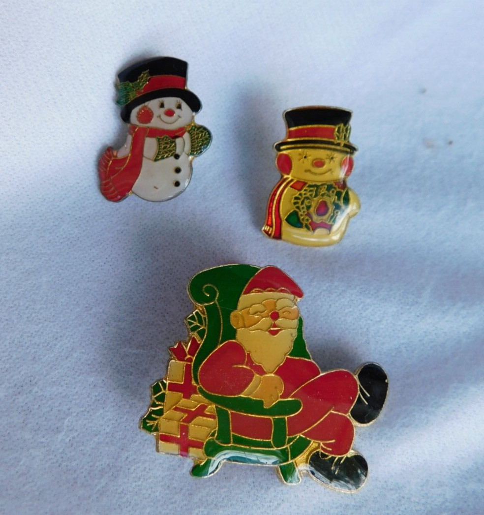 3 Christmas / Holiday enamel decorative pins : Santa Snowman