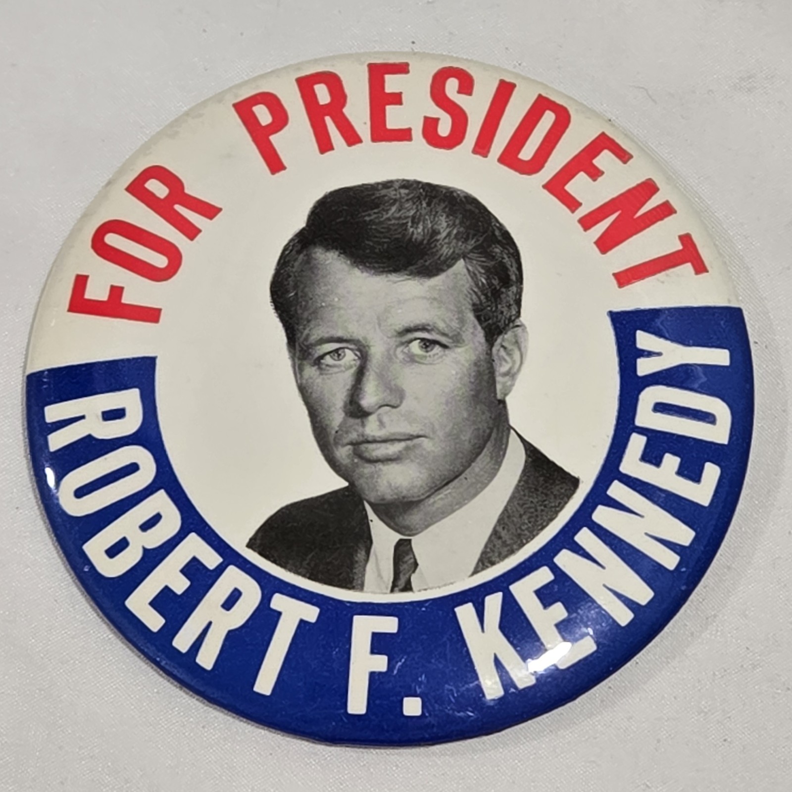 Vintage RFK 1968 “For President Robert F. Kennedy” Button Campaign Pin - 3 1/2"