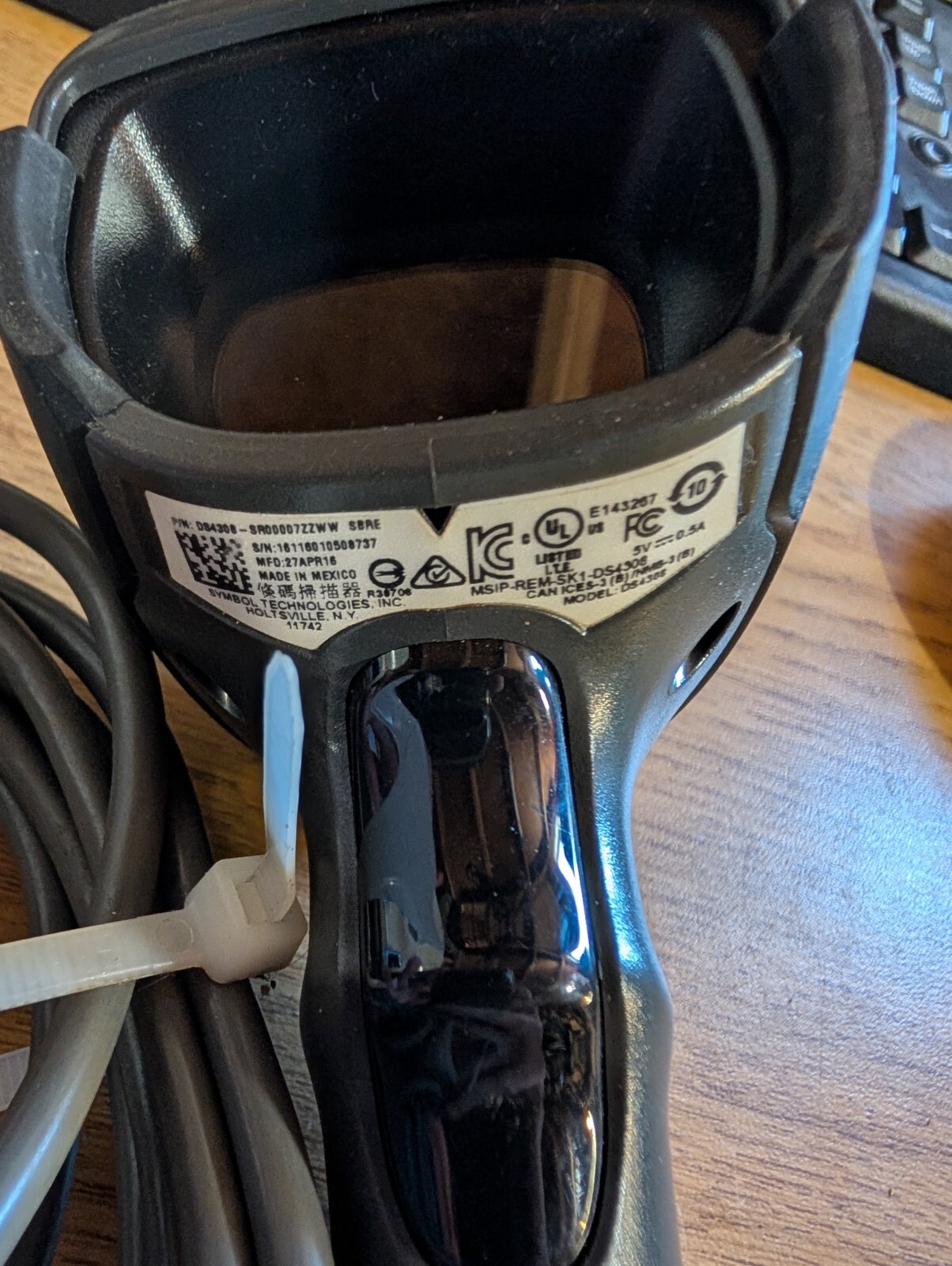 Zebra/Motorola Symbol DS4308-SR Next Generation Handheld Omnidirectional Barcode