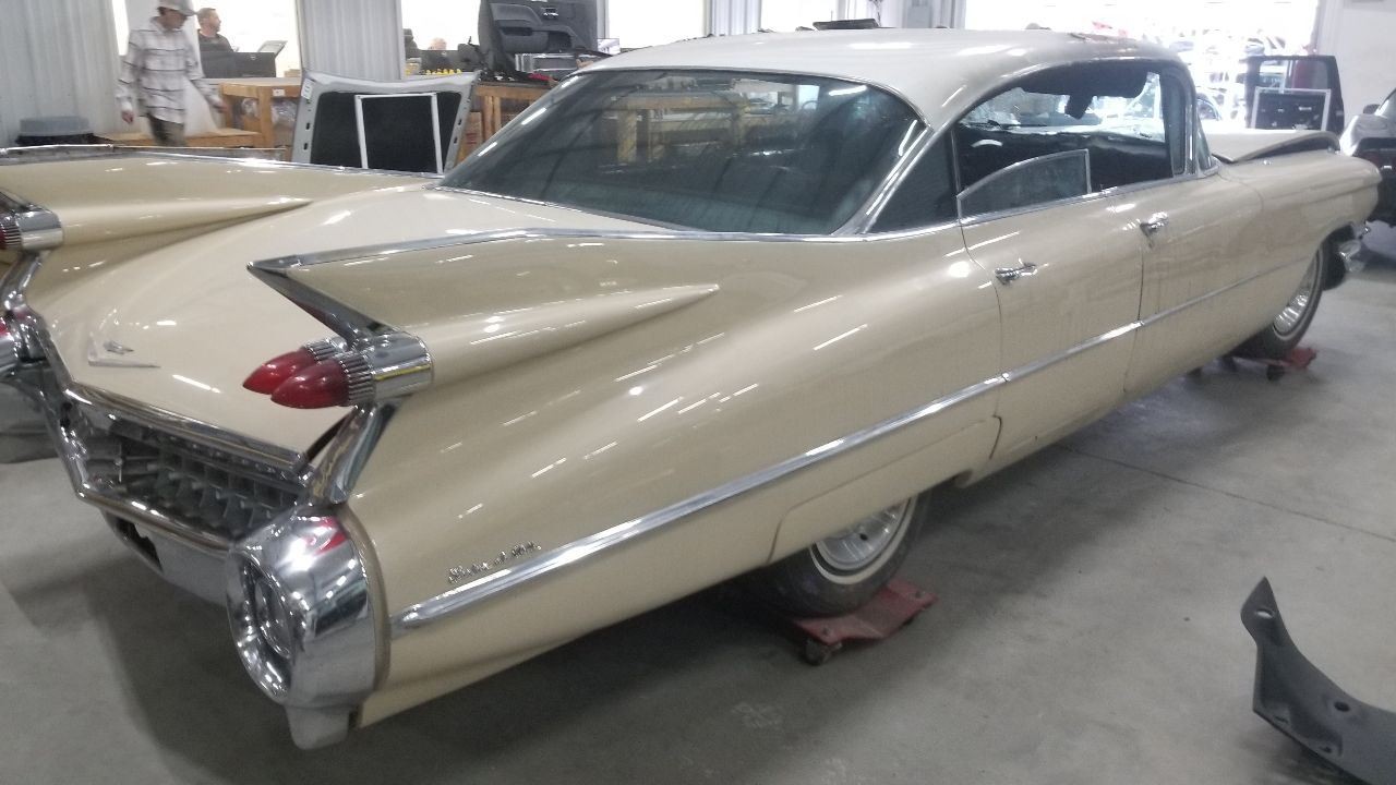1959 CADILLAC SEDAN DEVILLE 390 RADIATOR
