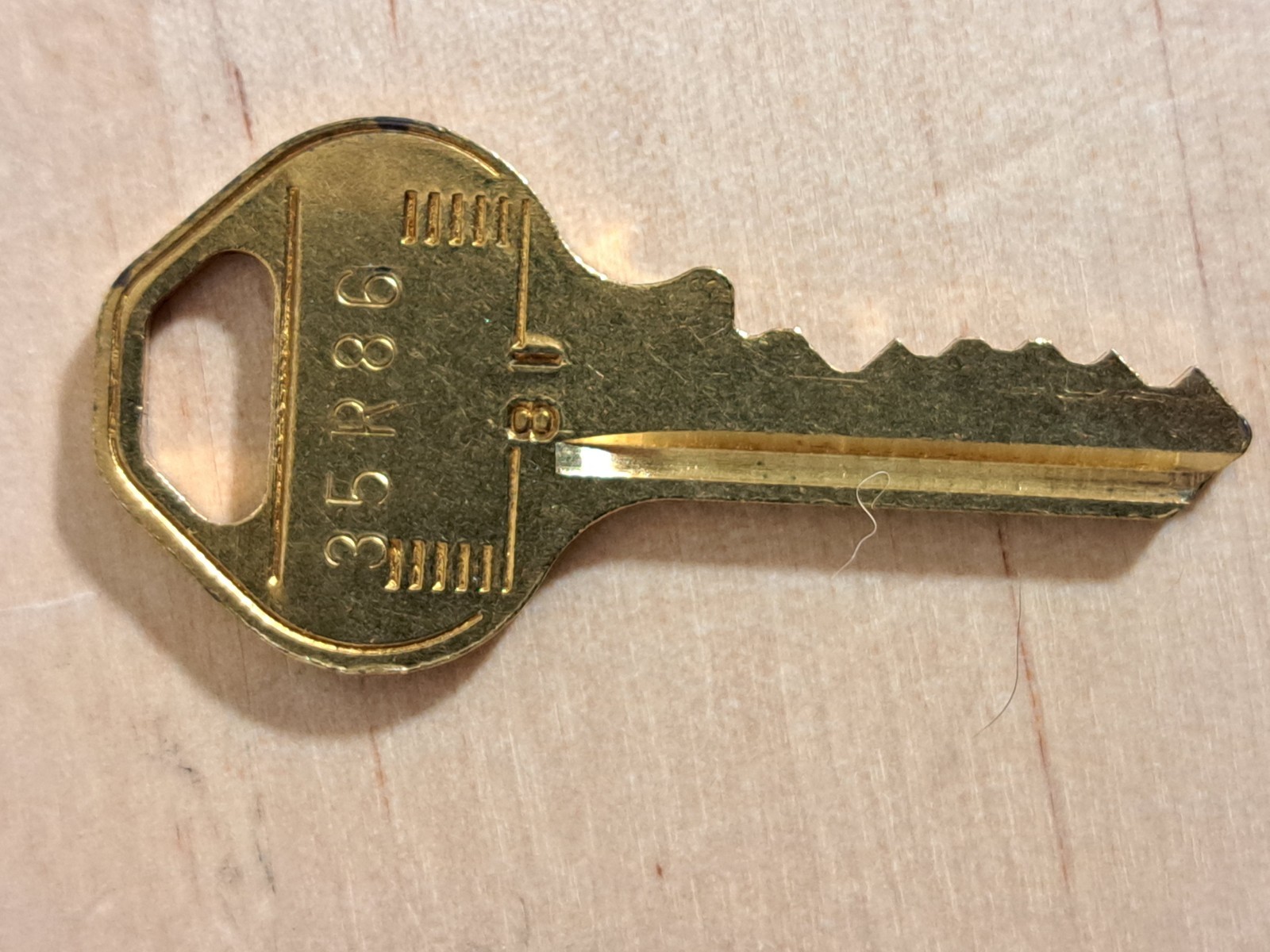 Master Lock No 81 Maximum Security Steel Padlock Traditional 5/16 Shackle