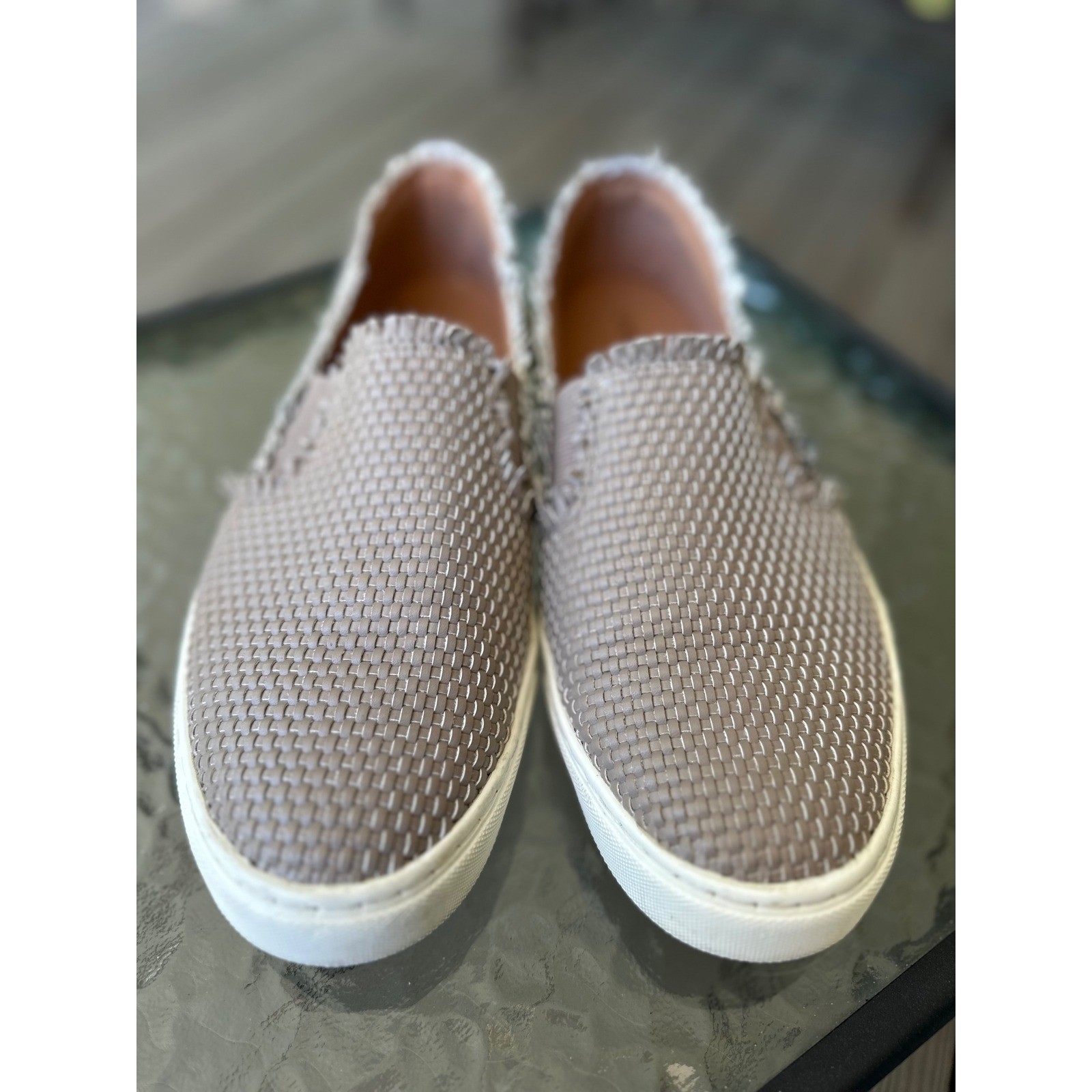 Indigo Rd. Woven Slip On Sneakers Casual Frayed Trim Shoes Woman's Size 9.5M