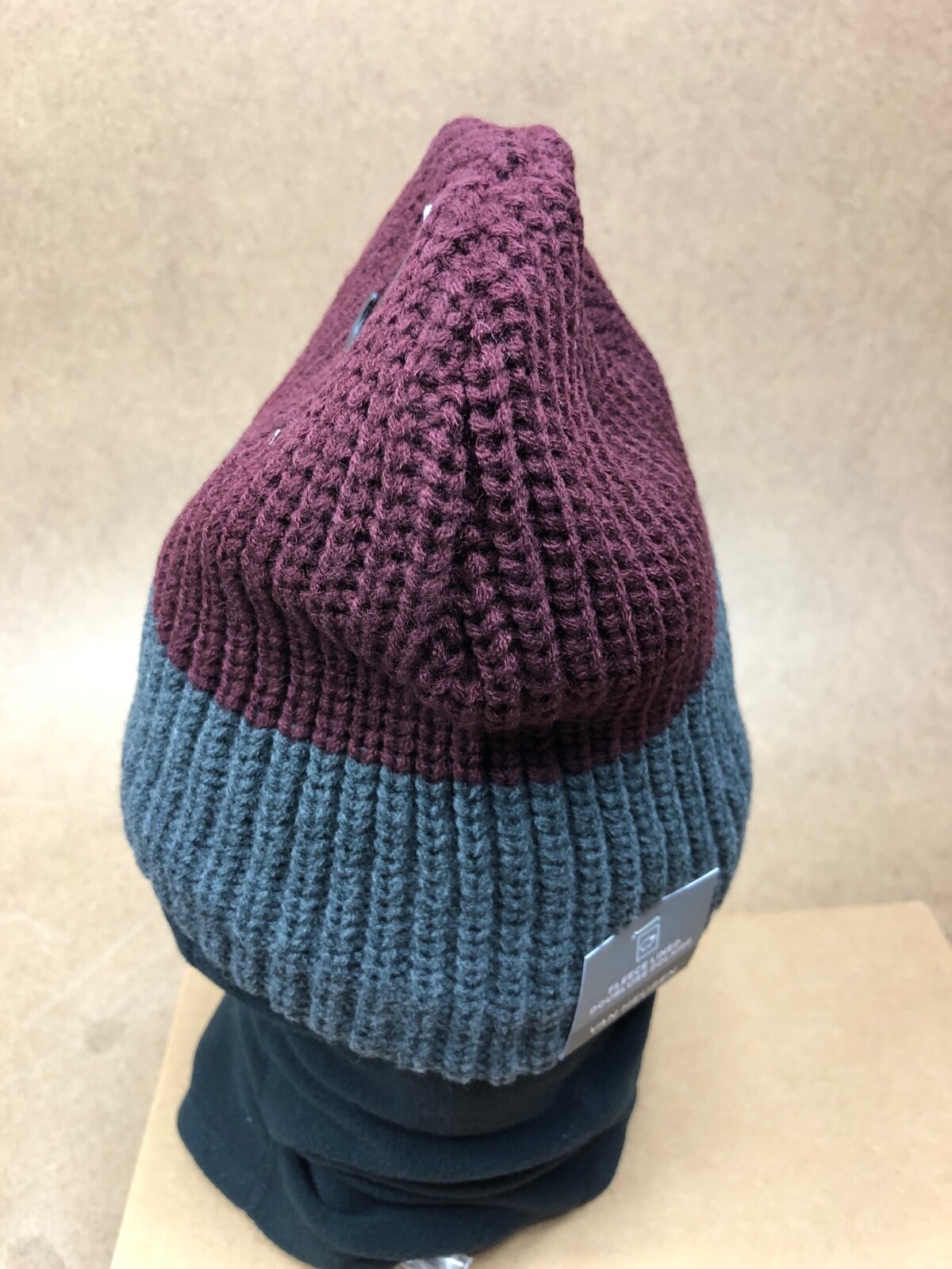 Van Heusen Fleece Lined Beanie - HVH8-3405 - Burgundy/Gray - One Size - NWT