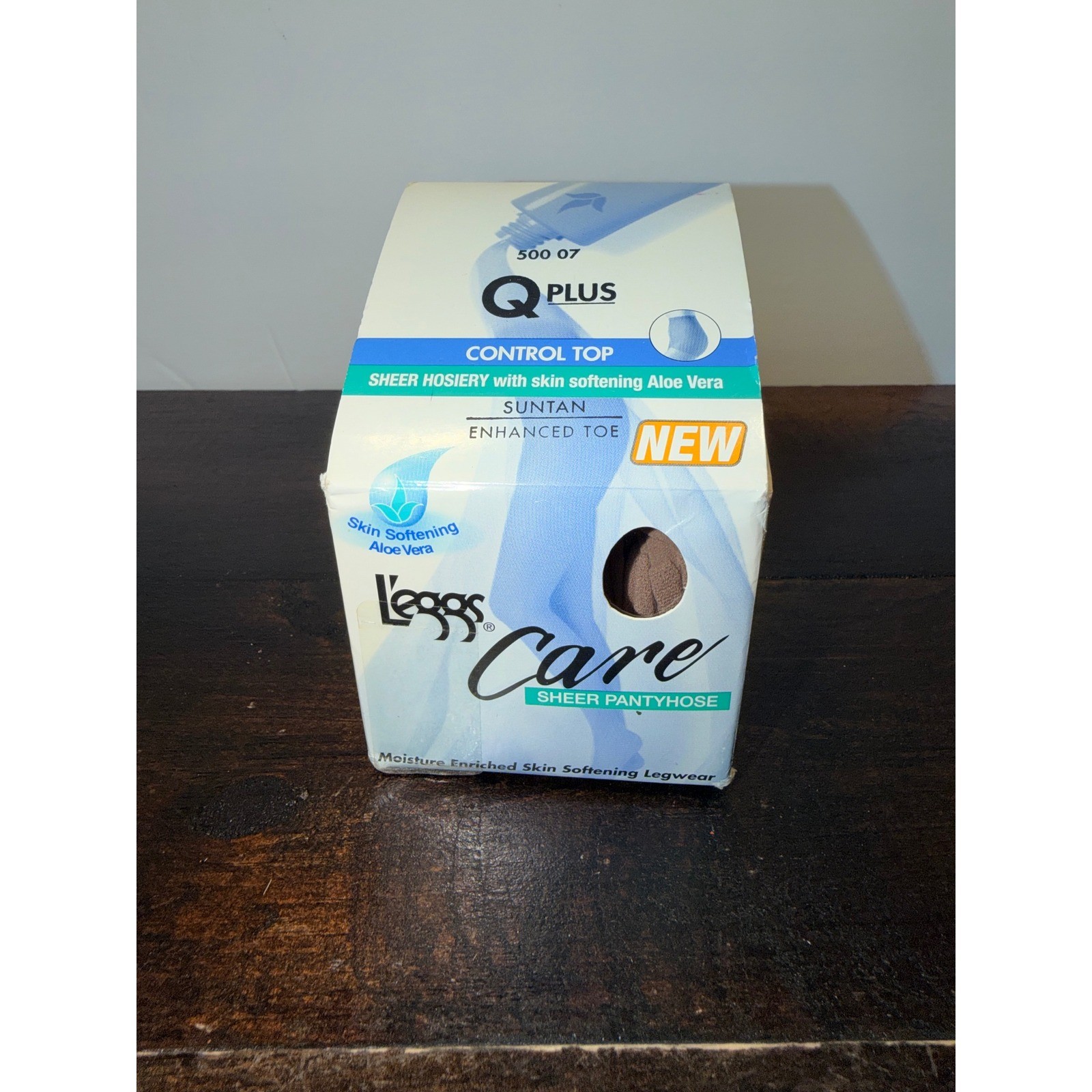 L'eggs Care Sheer Pantyhose Q Plus Suntan Control Top Aloe Vera Vintage 2001