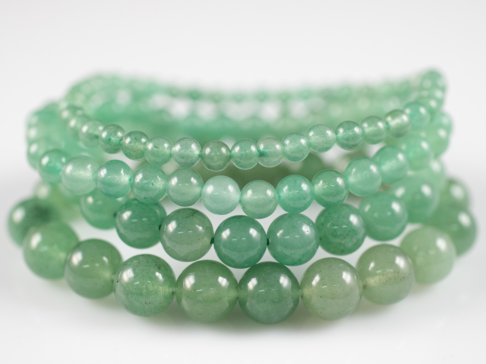 AVENTURINE Crystal Bracelet - Light Green, Round Beads - Handmade Jewelry, E0595
