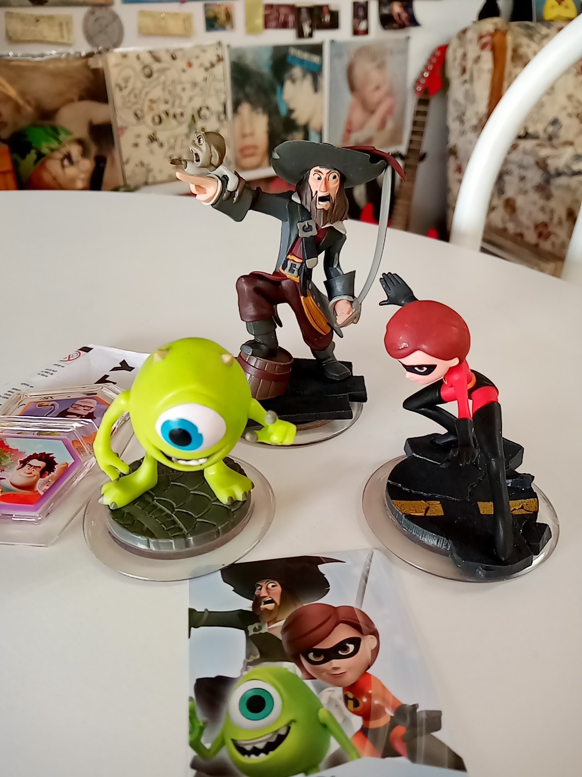 Disney Infinity Sidekicks 3-Pack Mrs. Incredible, Barbossa, Mike Myers W/ Extras