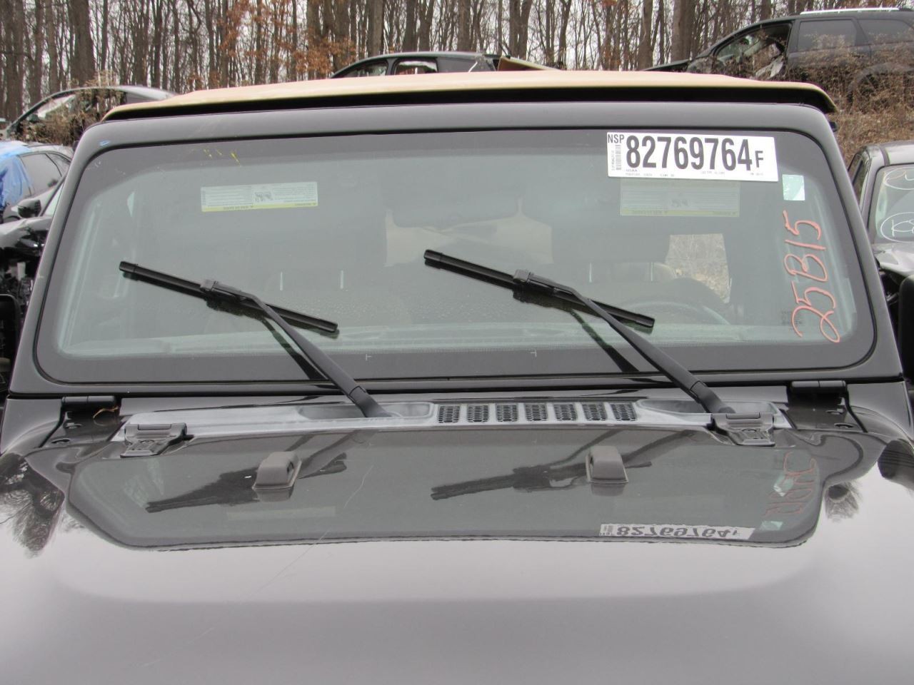 TJ 2020 Glove Box 1027433