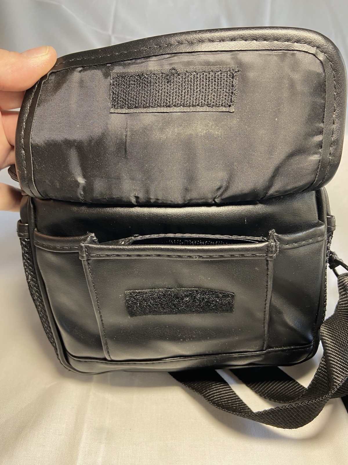 Icon C Black Synthetic Leather Camera Bag Padded Strap Compartments