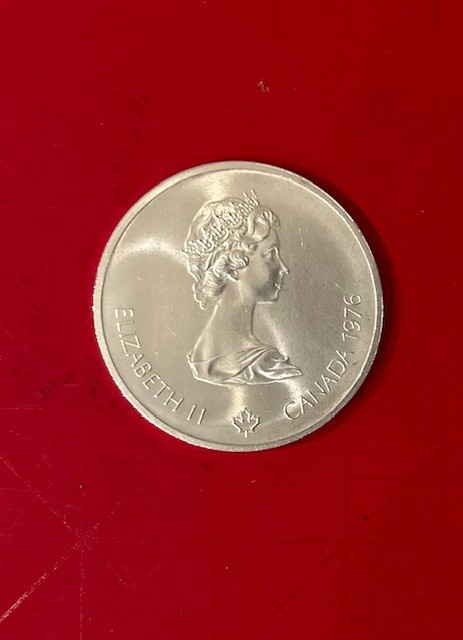 1976 Silver Canadian $10 Olympic Coin - Queen Elizabeth II - with pouch
