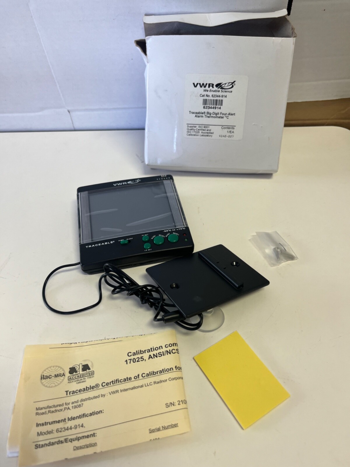 New. Traceable 4142 Big-Digit 4-Alert Alarm Thermometer