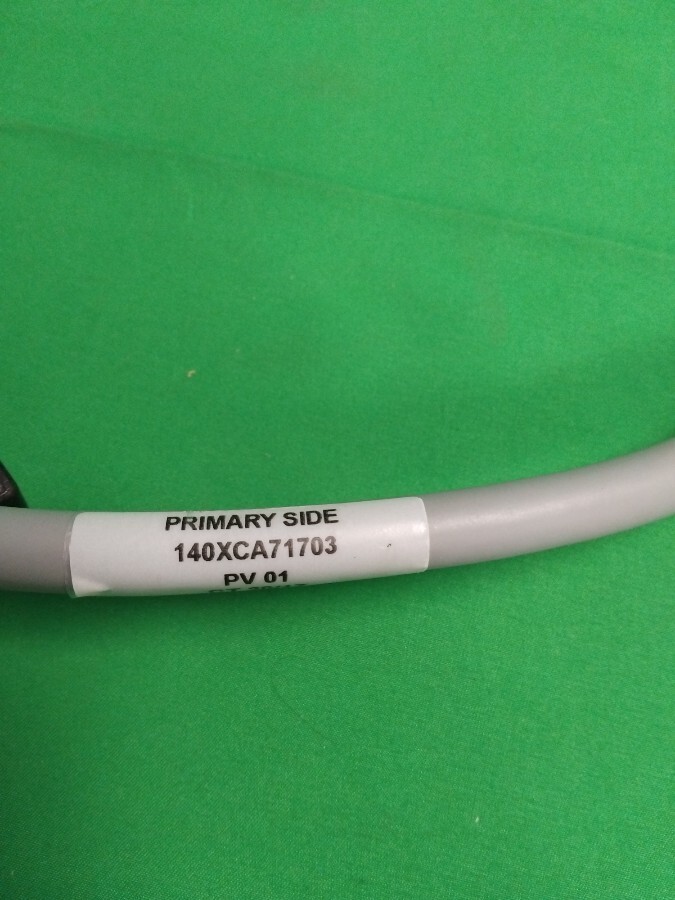 NEW Schneider Electric 140XCA71703 140XCA71703