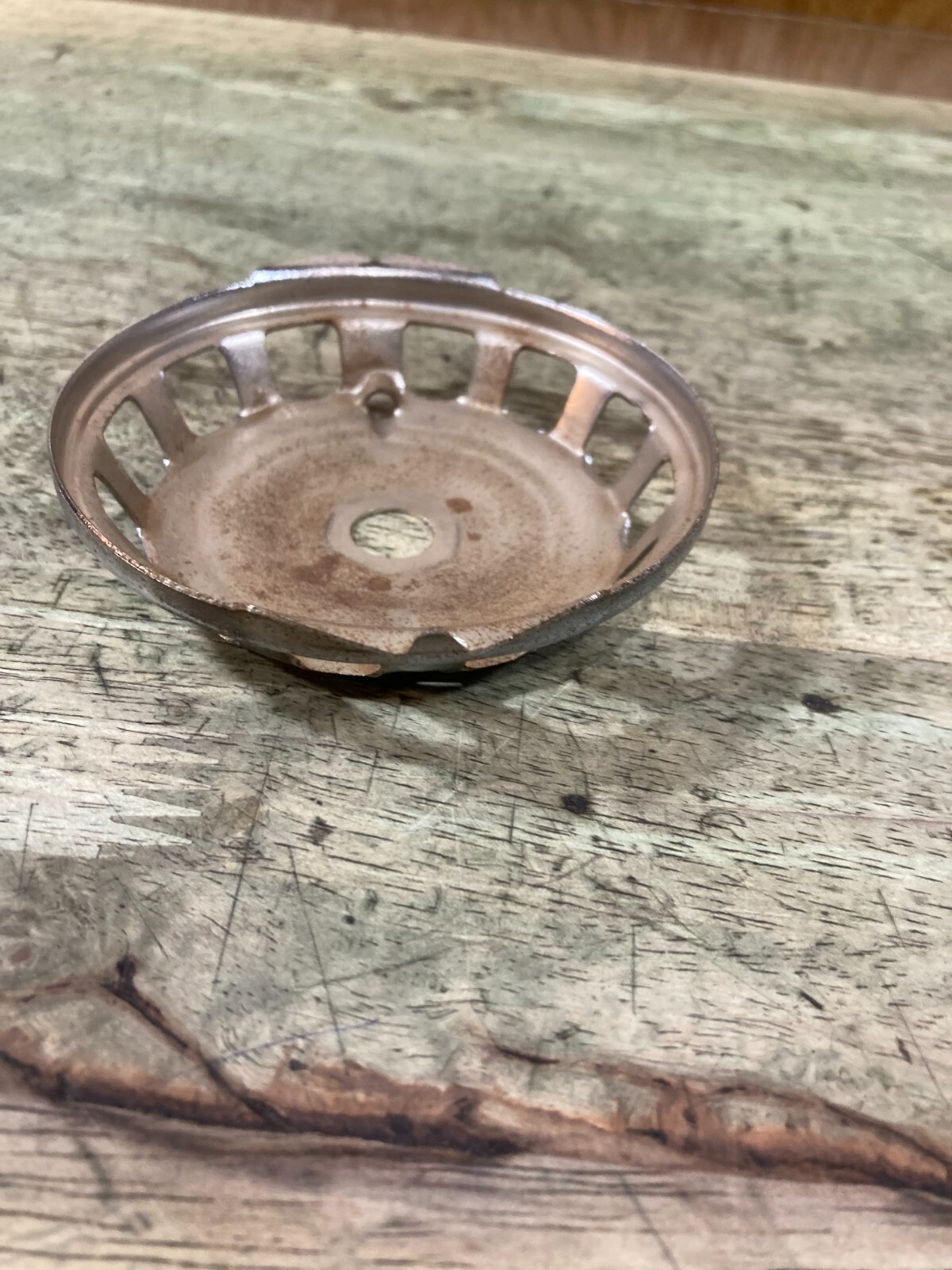 AFC Camp Master Lantern 1035 - Globe Rest - Rust inside