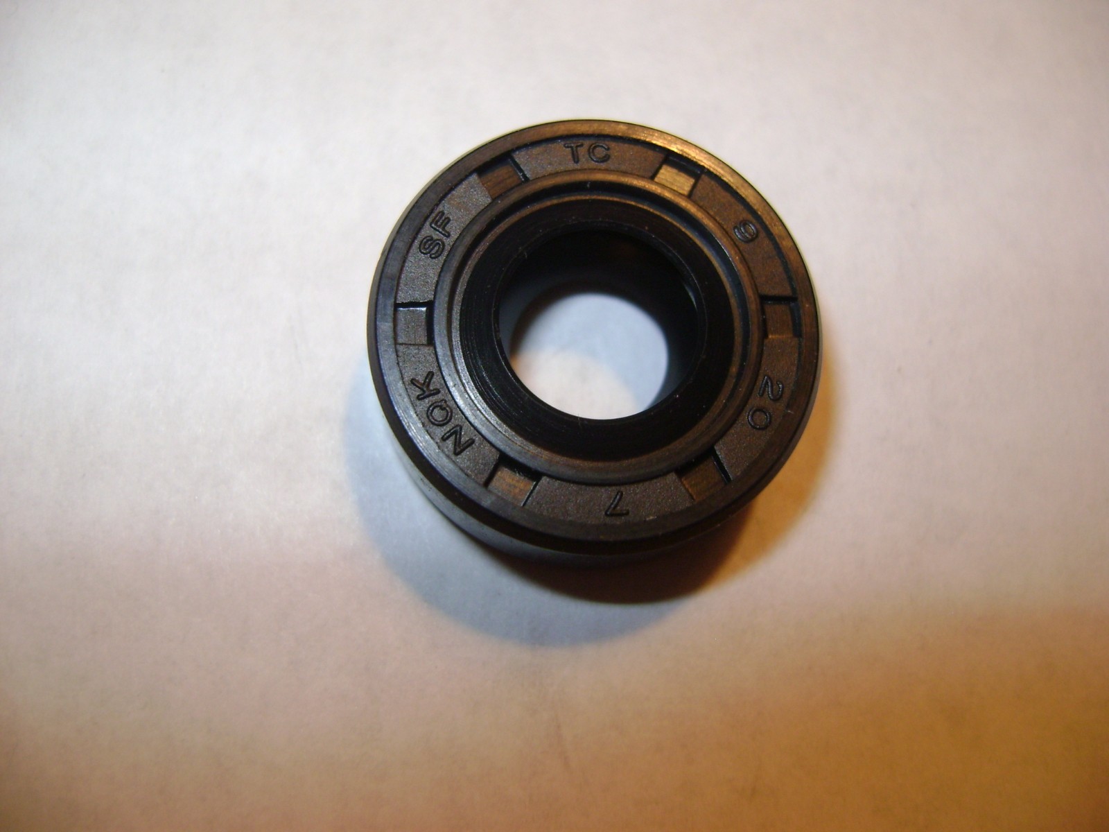 NEW TC 9X20X7 DOUBLE LIPS METRIC OIL / DUST SEAL 9mm X 20mm X 7mm