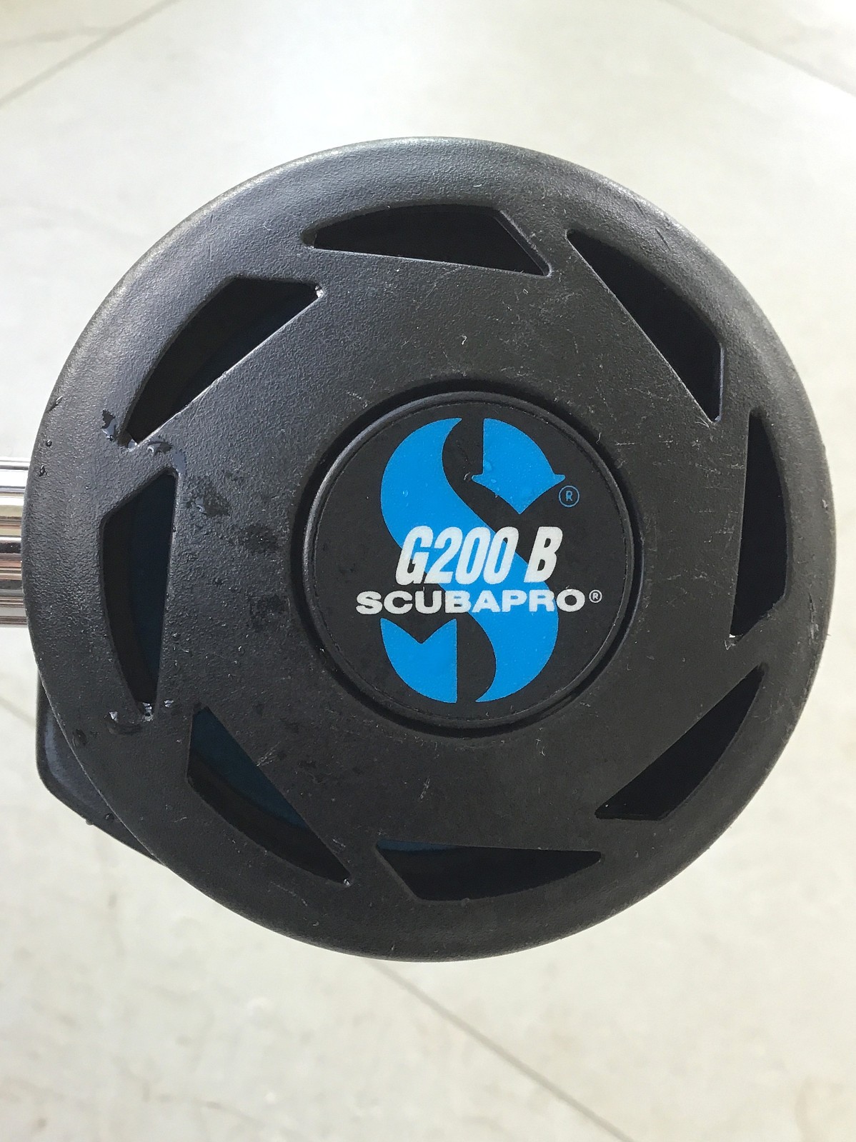 Scubapro MK10 Regulator, G200 B Second Stage, BCD, A.I.R. 2, Black, Medium