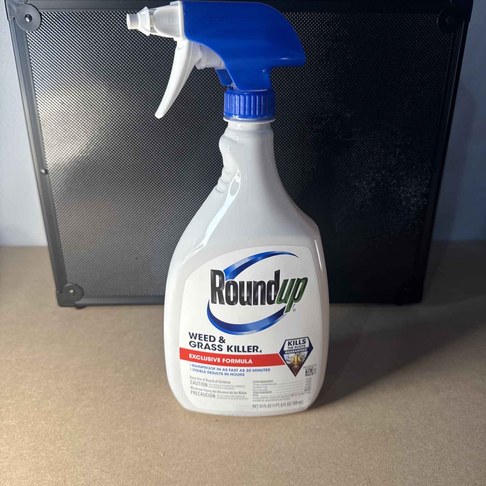 NEW Roundup 24 oz Ready-to-Use Weed & Grass Killer Fast Acting