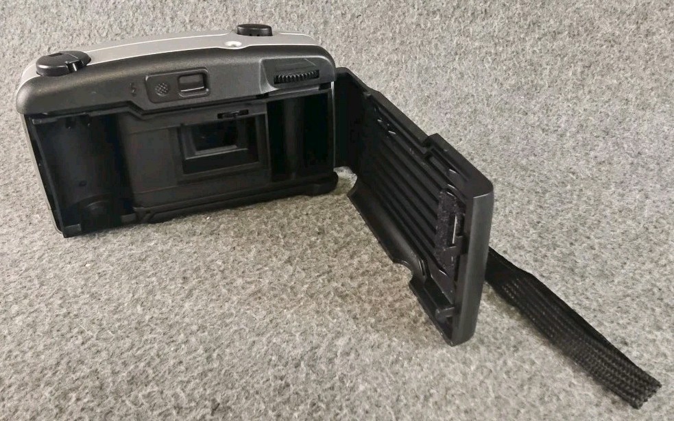 Bell and Howell 602 35mm Point-And-Shoot Camera