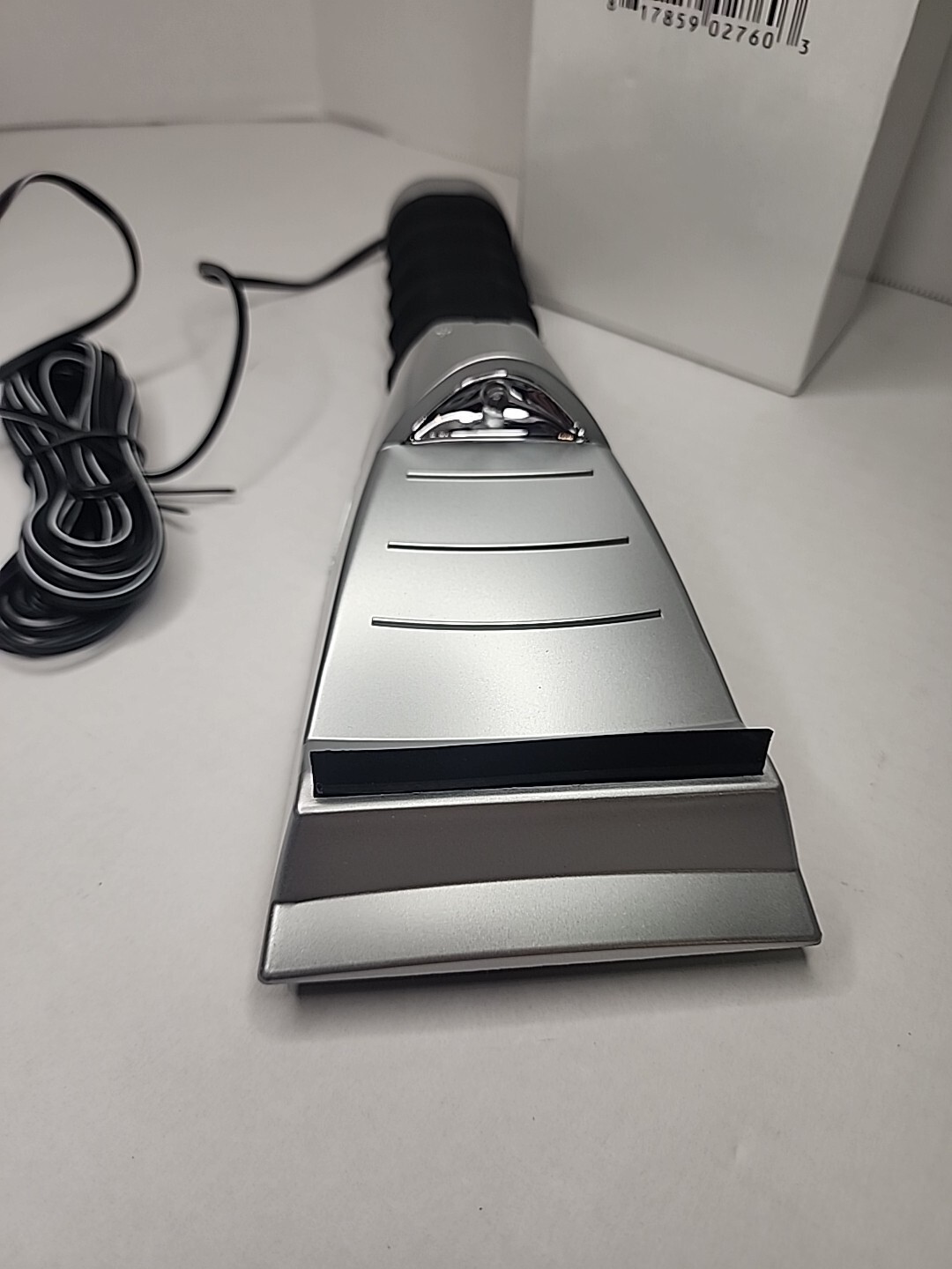 Heated Auto Plug In Windshield Ice Scraper With Flashlight Deicer