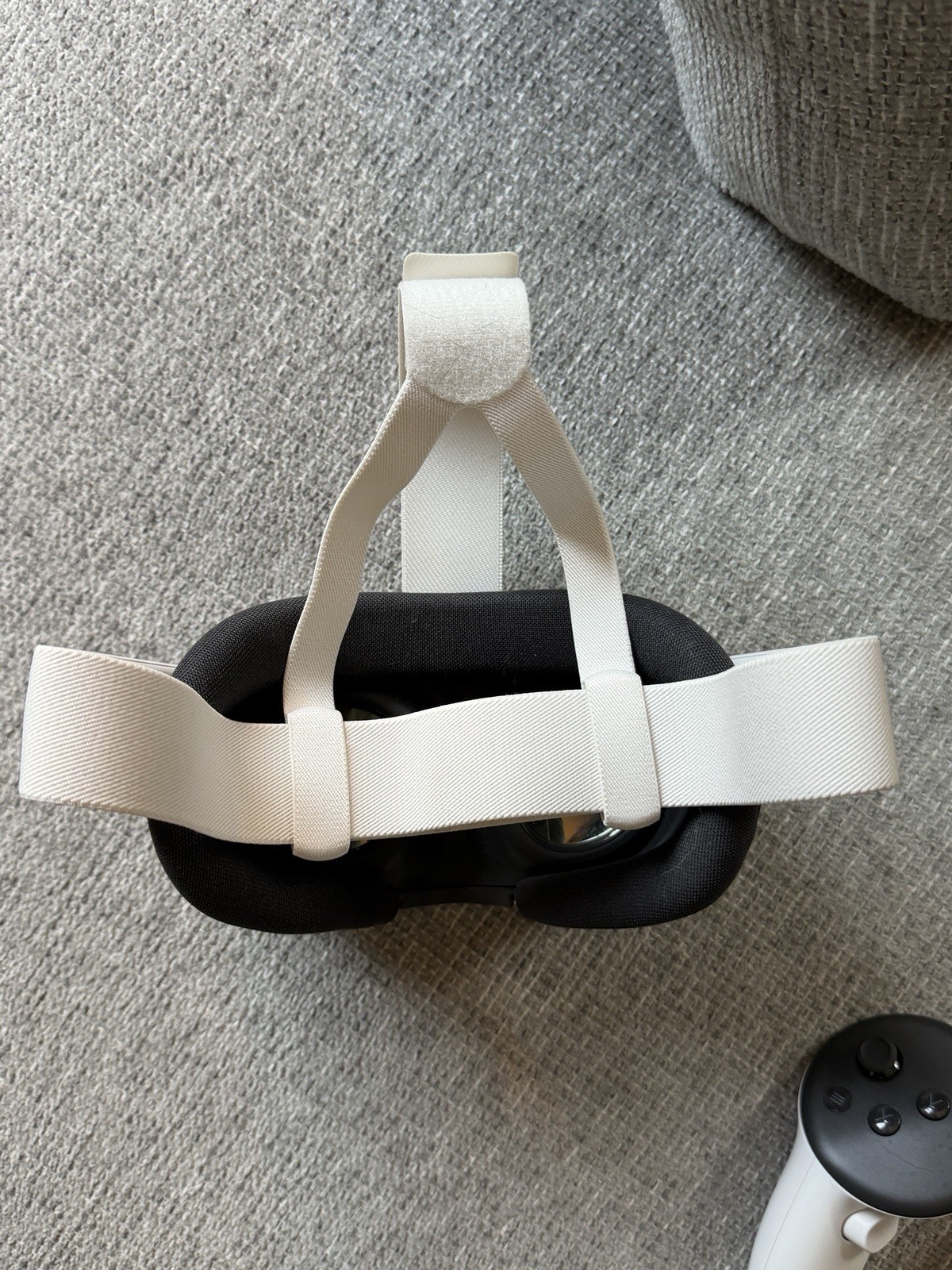 Meta Quest 3 Virtual Reality Headset 512GB White with Controllers