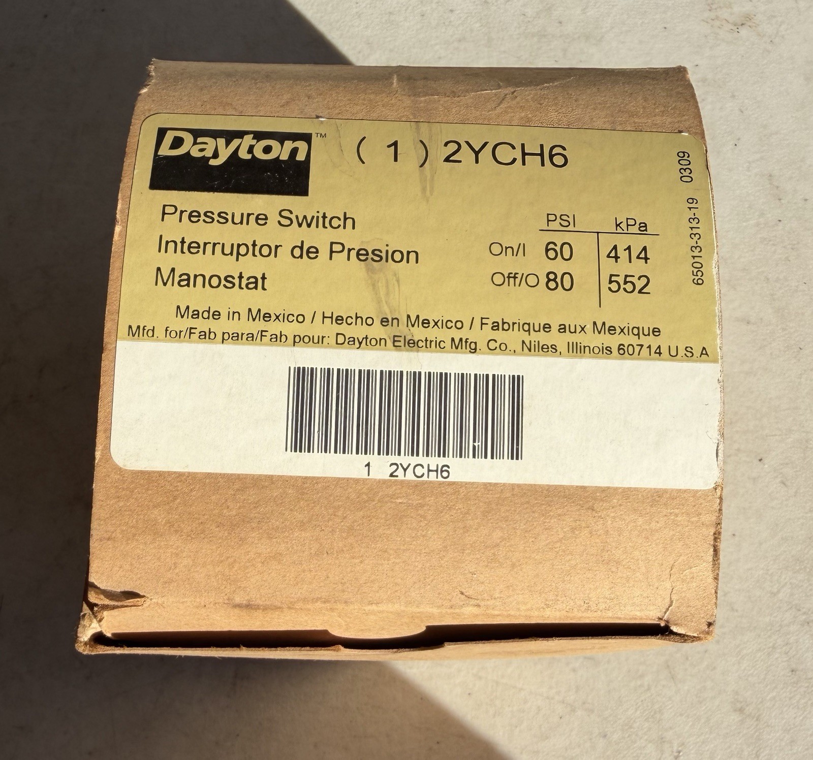 Dayton 2YCH6 Pressure Switch