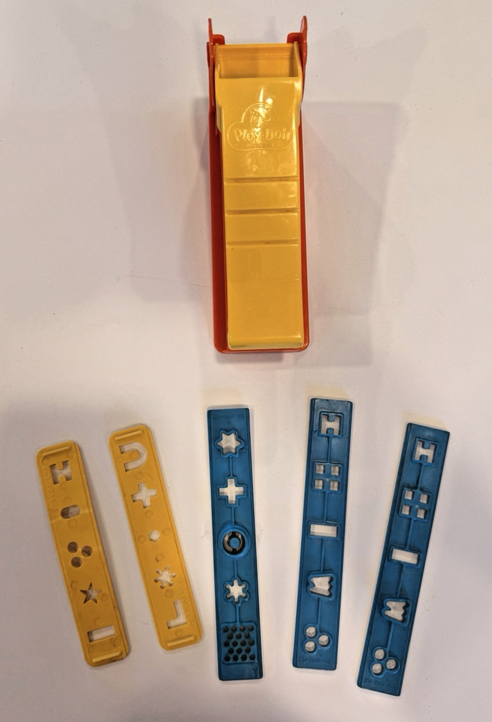 Vintage 1978 Kenner Play-Doh Playset Fun Factory & 5 Shape Strips