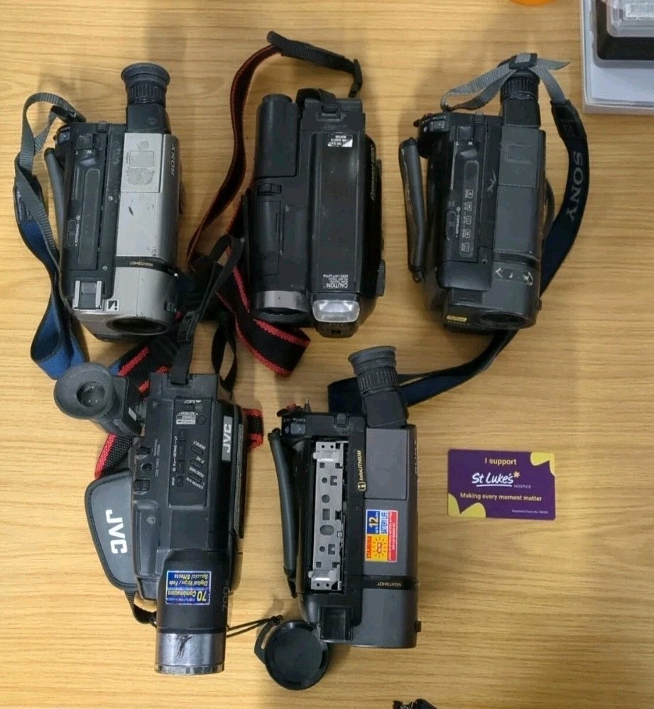 Joblot Of 5 Sony And JVC Video Cameras All Incomplete Spares