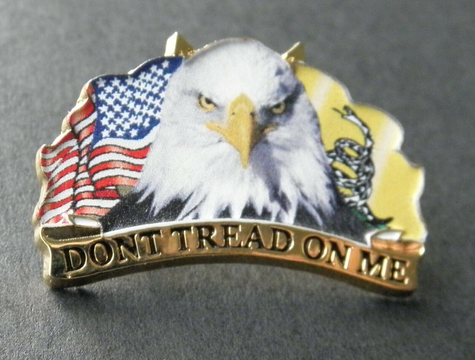 Don't Tread on Me 2nd Amendment Lapel Pin 1.25 inches