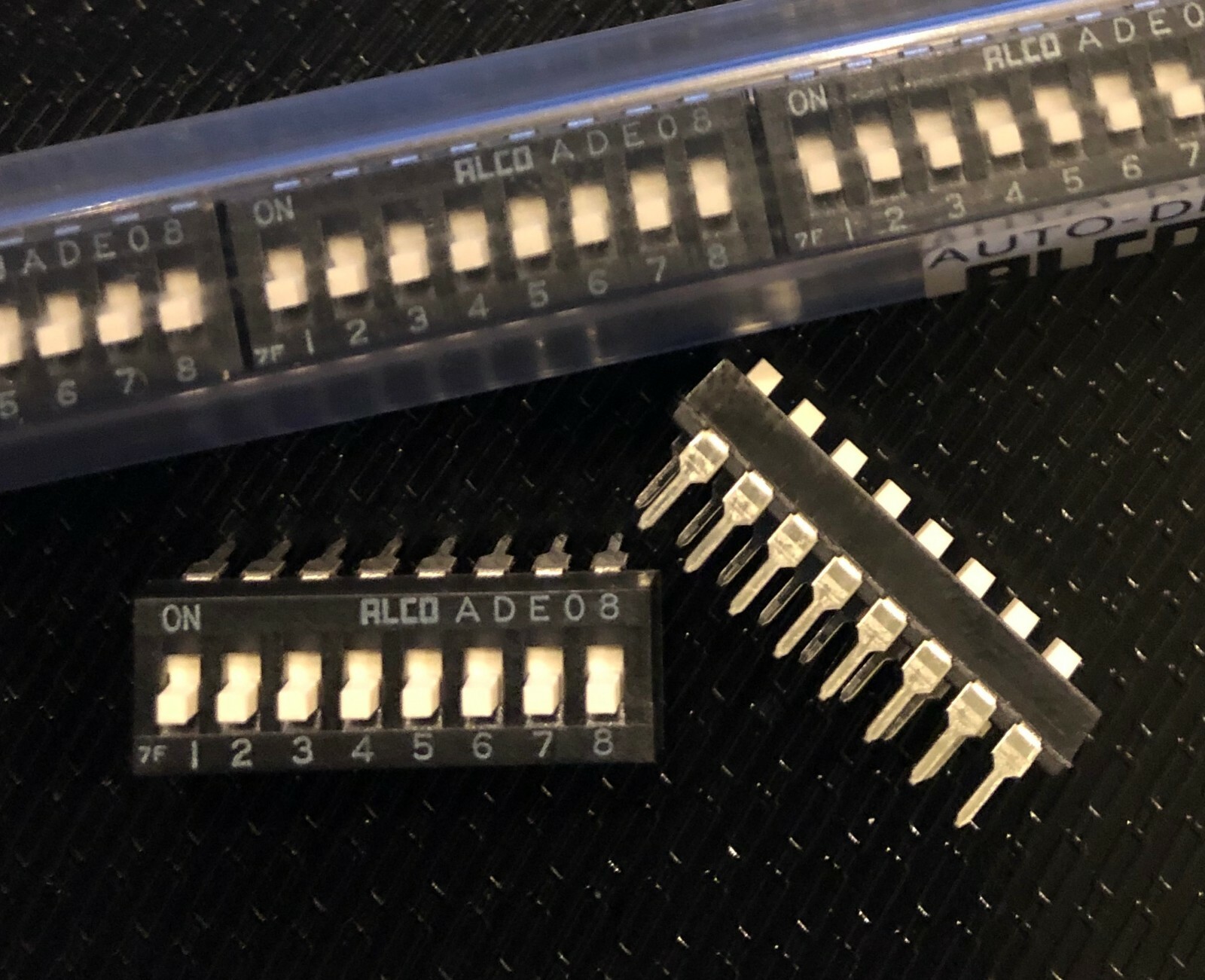 ALCO ADE08 SWITCH SLIDE DIP SPST 100MA 24V **NEW** Qty.5