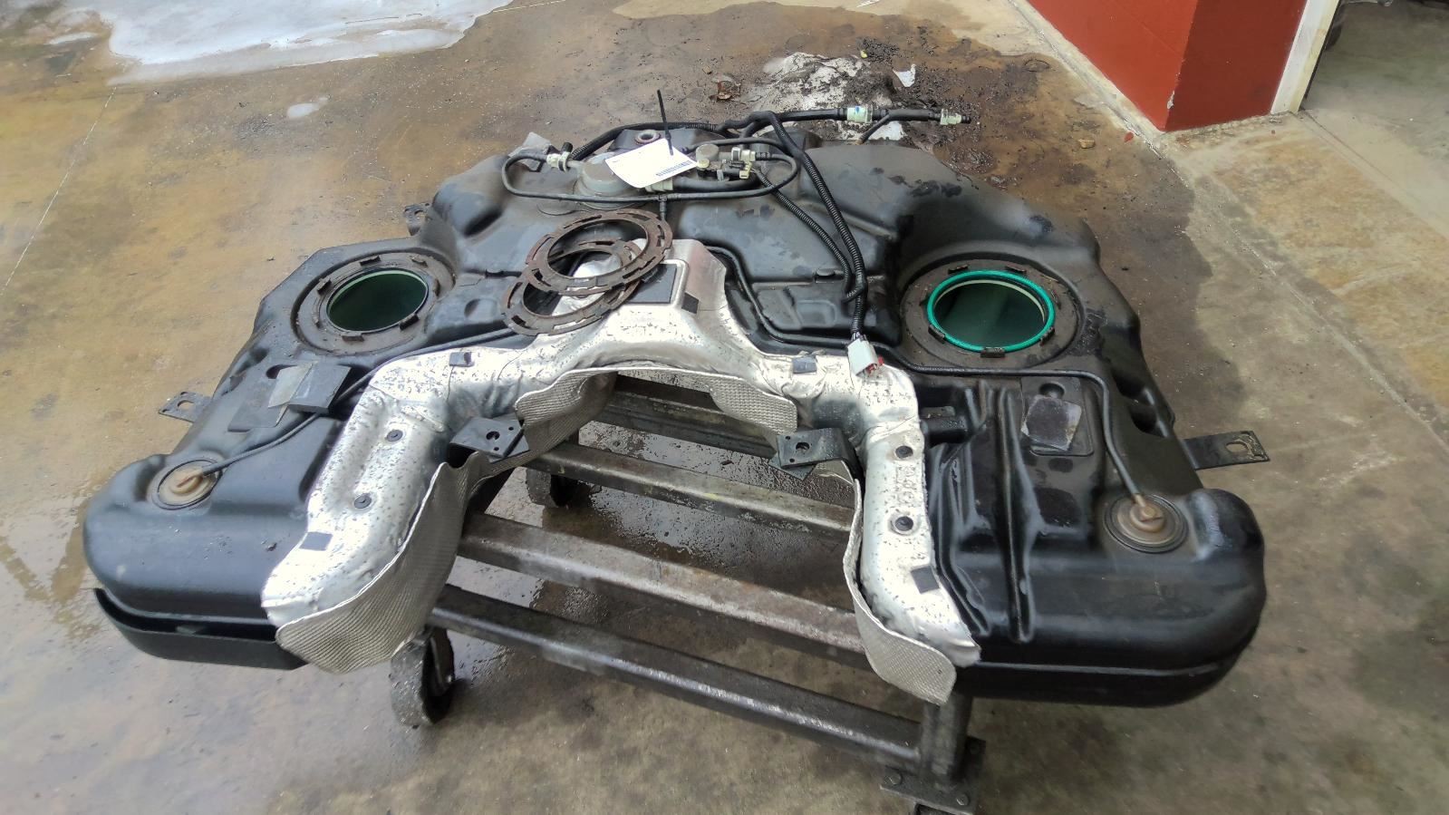 (LOCAL PICKUP ONLY) Fuel Tank Fits 16-21 23-24 DURANGO 733819