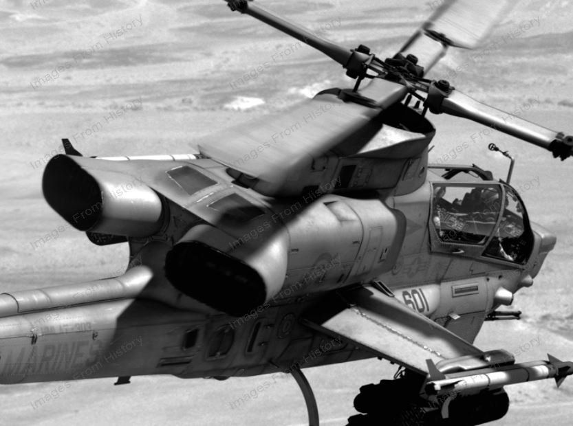 8x10 Print Military Helicopter Marine Cobra in flight #234AP