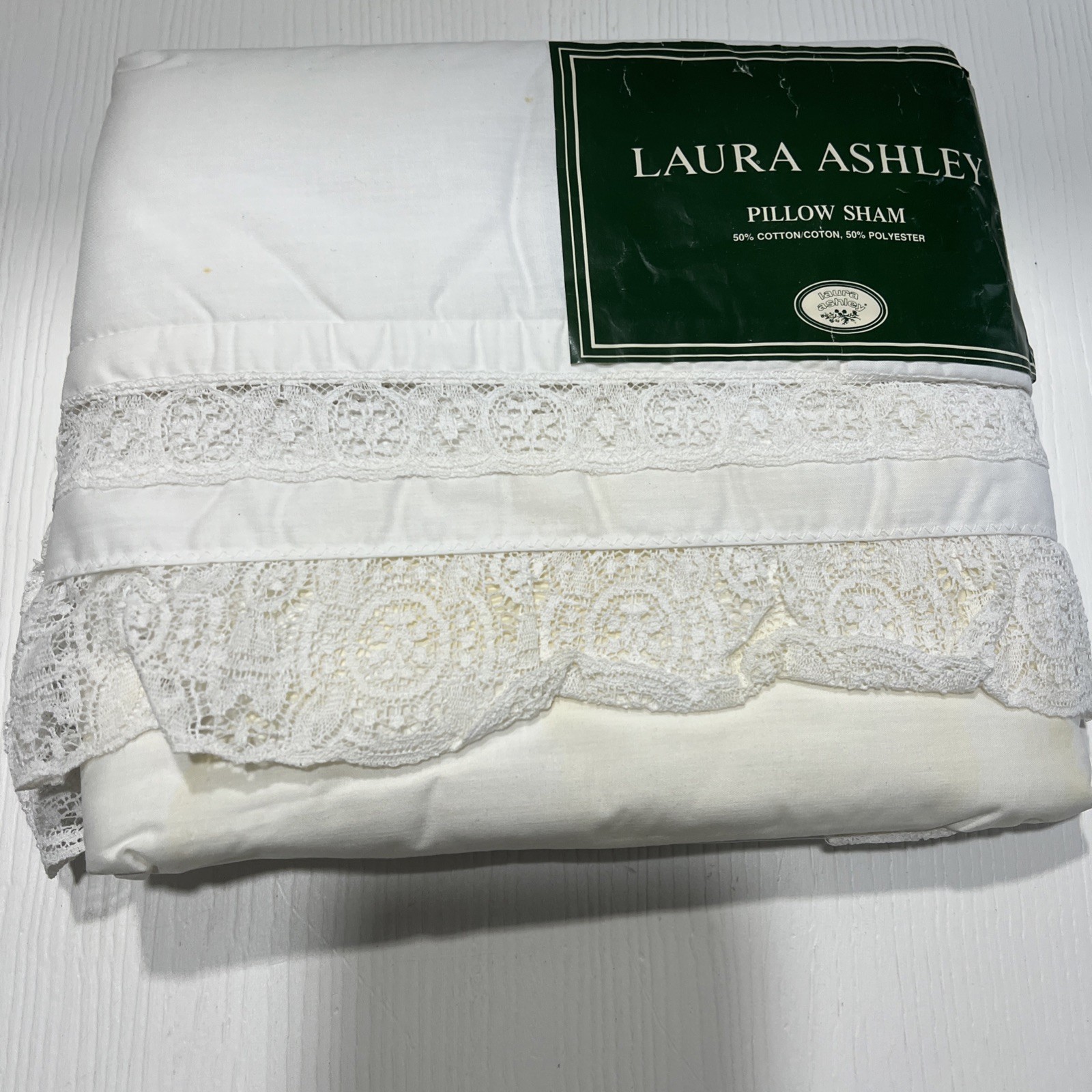 Laura Ashley White Lace Sham ︱(1) ︱PLEASE READ DESCRIPTION