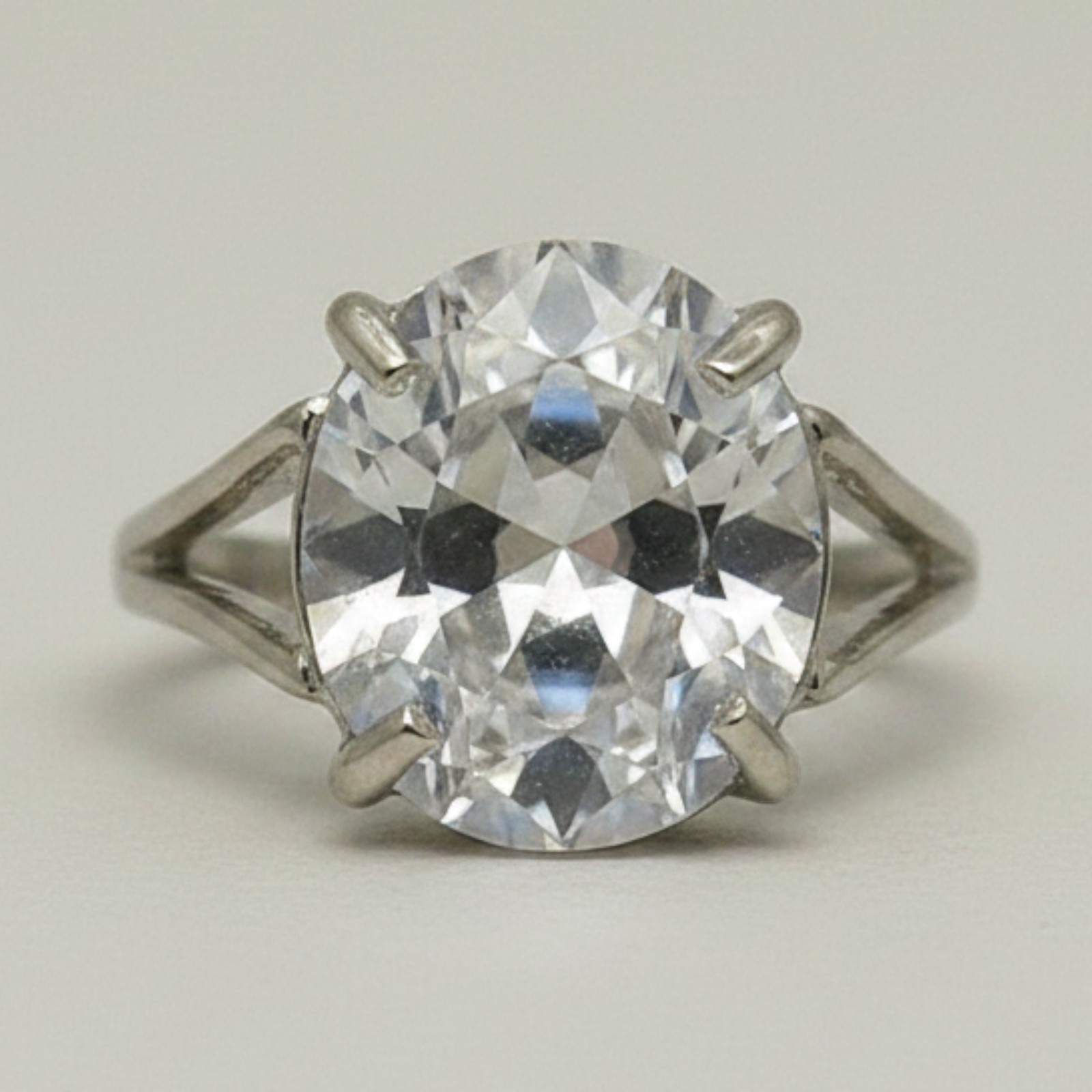 Stylish Sterling Silver Ring Hallmarked Solid 925 Cubic Zirconia Handmade