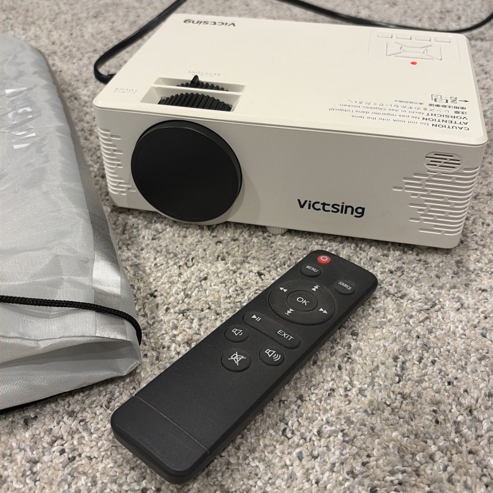 Victsing BH400B White Portable 50 Watts Max Home Theatre LED Projector