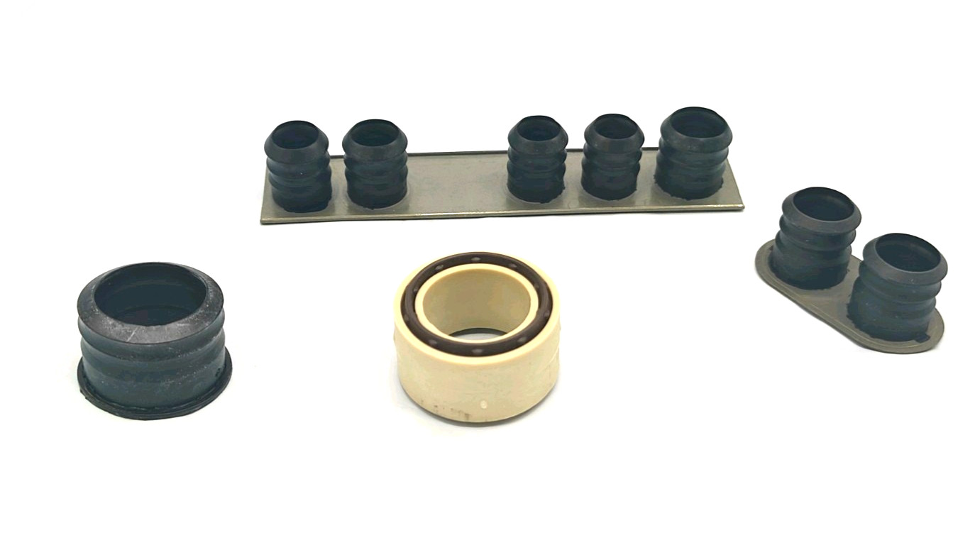 .For Ford 6R140 Tower Seal Valve Body To Clutch Apply Grommets Kit 4 PCS