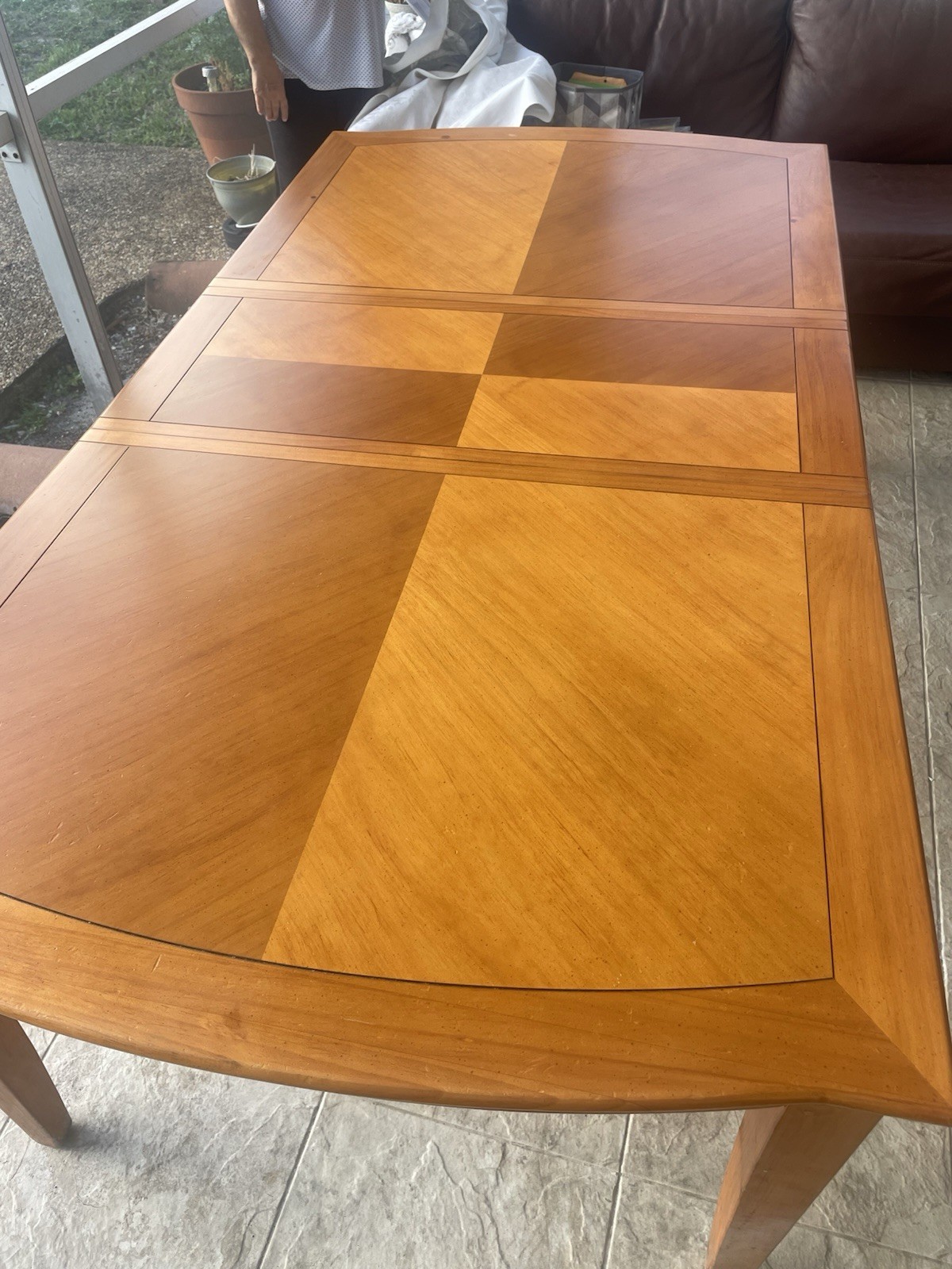 Wooden Dining Table With 4 chairs