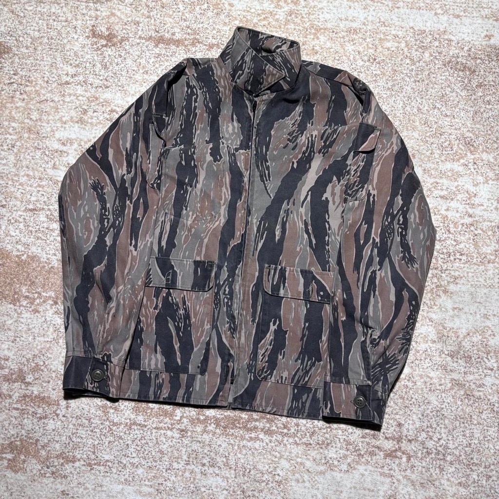 Vintage 1990s NEET Duck Camo Hunting Jacket Made in USA Medium  PTP: 22