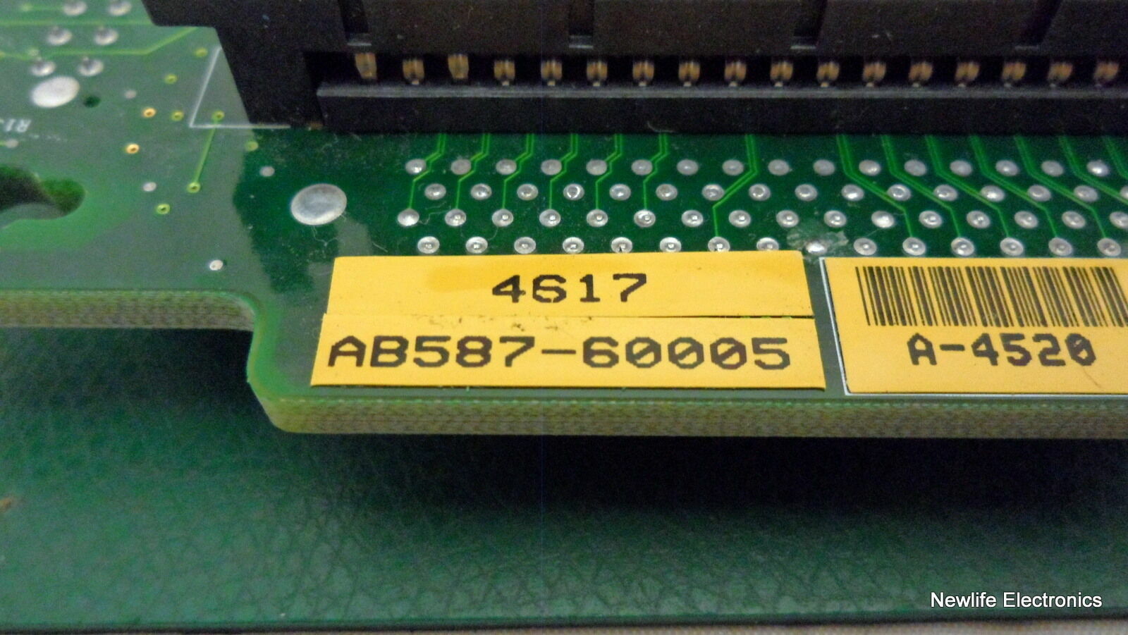 HP AB587-60005 SCSI Backplane Board