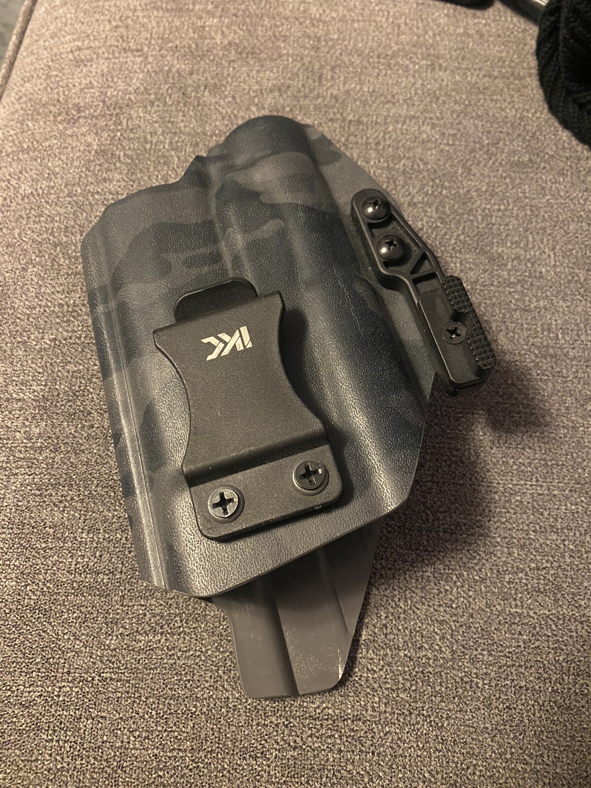 IKC - IWB Right Hand Draw Holster Light Bearing w/mod wing
