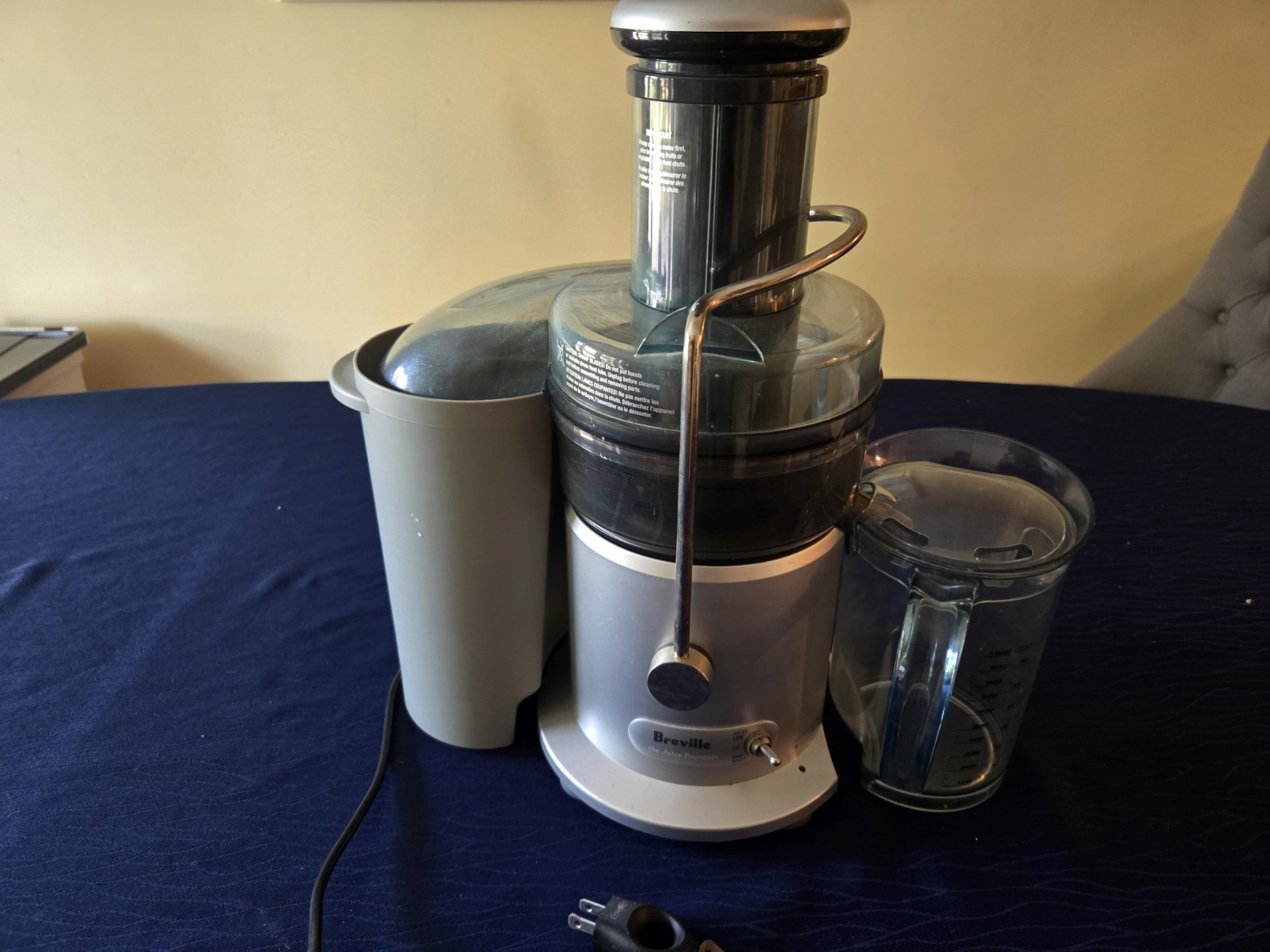 Breville Electric Juice Fountain Cold Silver